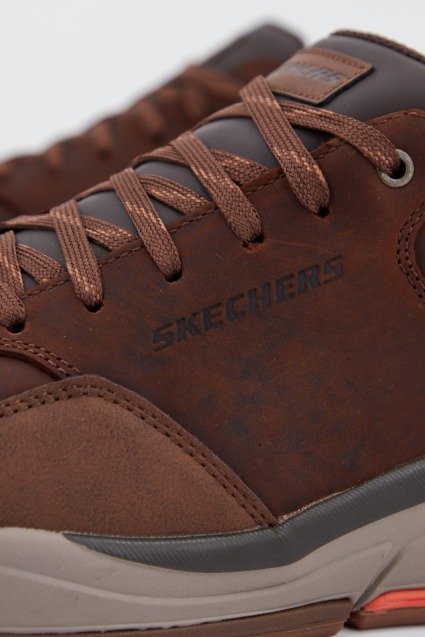 SKECHERS BENGAO en color MARRON  (4)