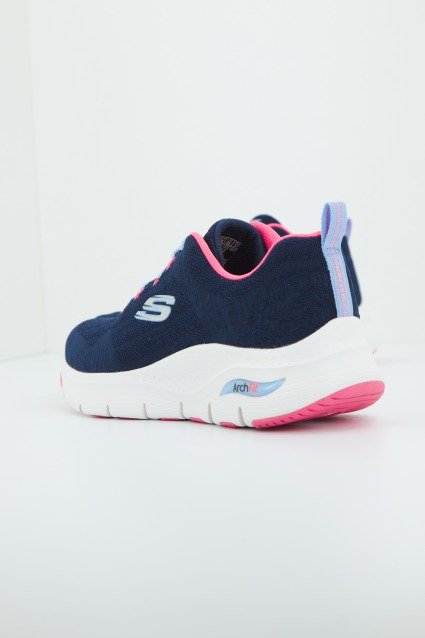 SKECHERS ARCH FIT - COMFY WAVE en color AZUL  (3)