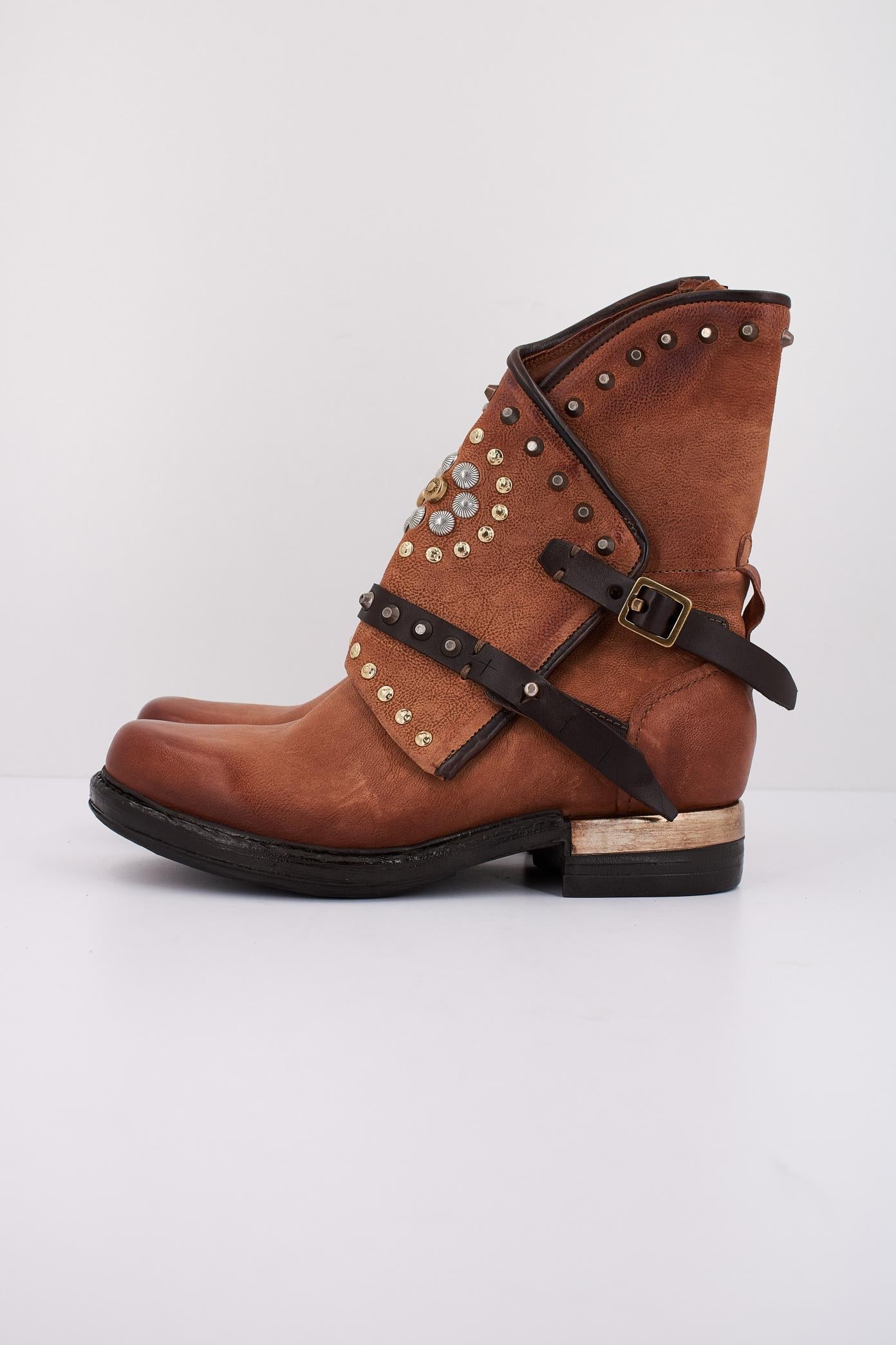 AS  B en color MARRON  (1)
