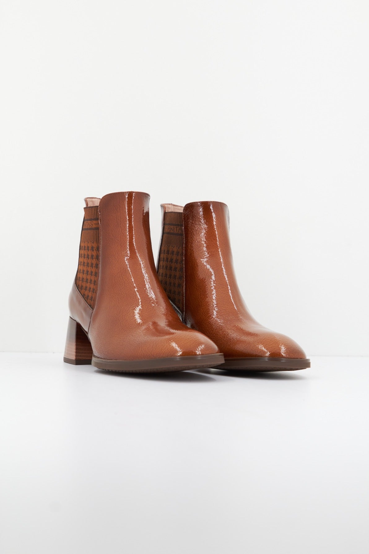 HISPANITAS HI  en color MARRON  (2)