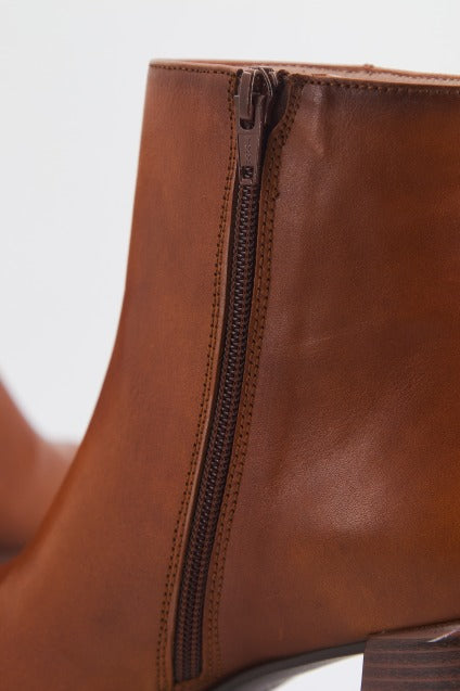 HISPANITAS SOHO I en color MARRON  (4)