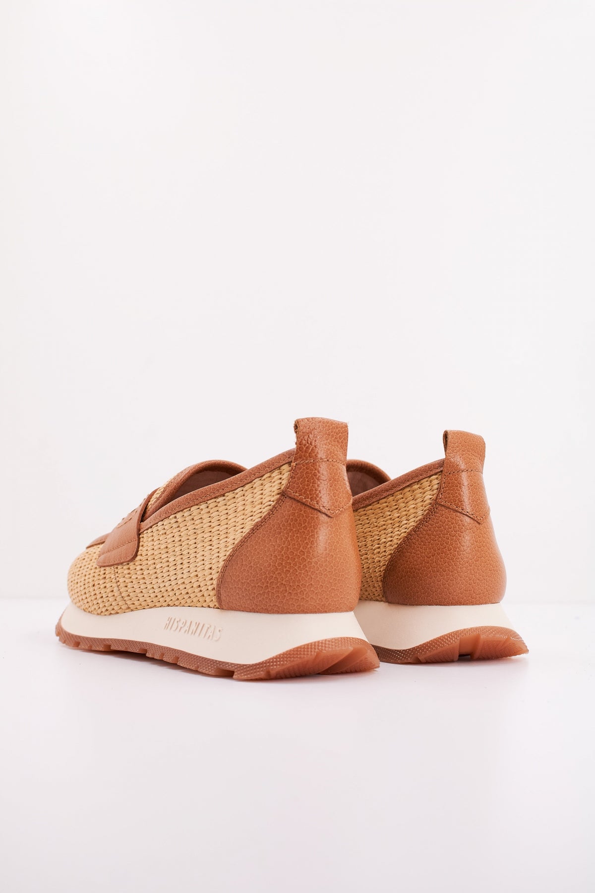 HISPANITAS RHV en color MARRON  (4)