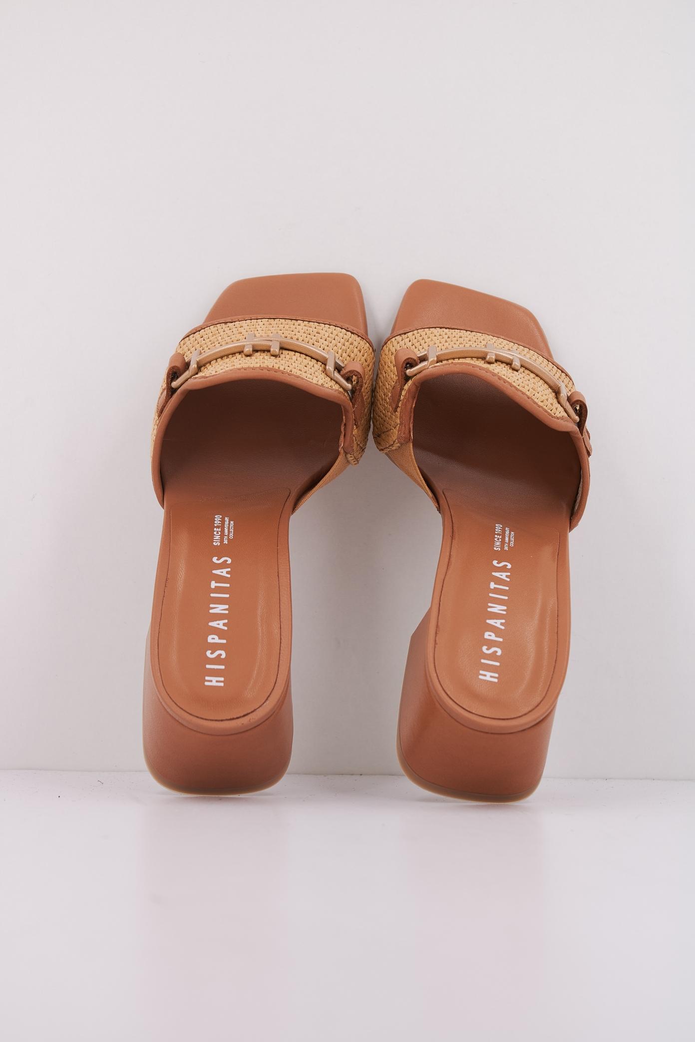 HISPANITAS RHV en color MARRON  (3)