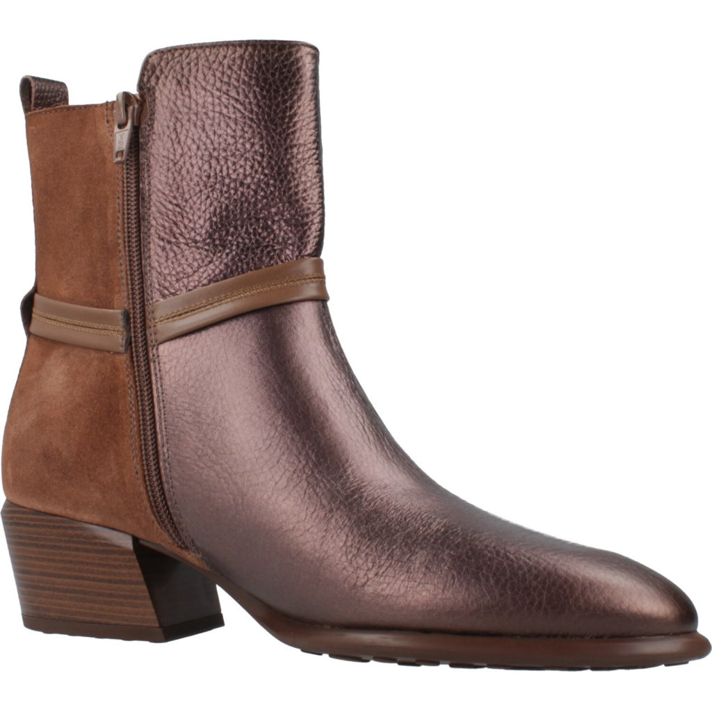HISPANITAS  en color MARRON  (5)