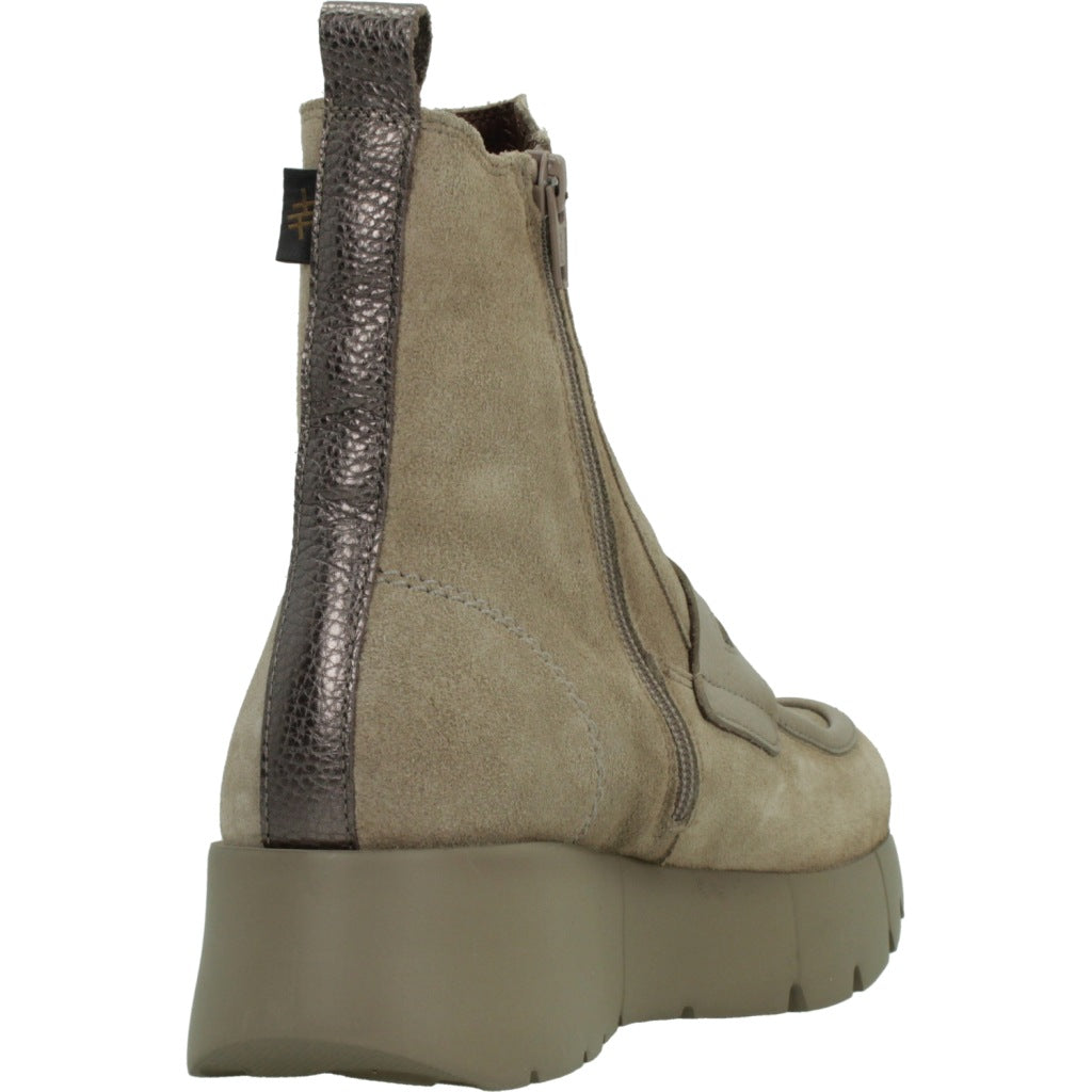 HISPANITAS HI MONTANA en color MARRON CLARO  (3)