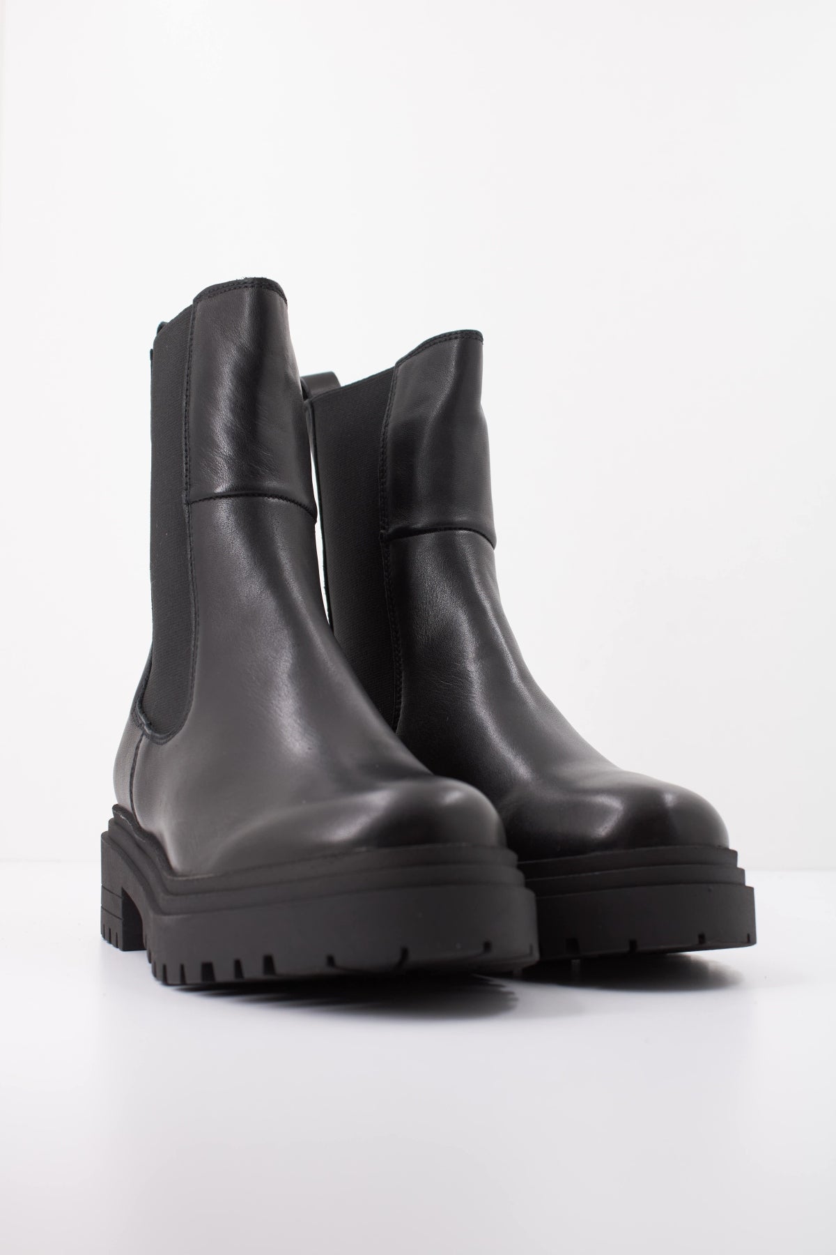 PORRONET PO BOTIN AMBAR  en color NEGRO  (2)