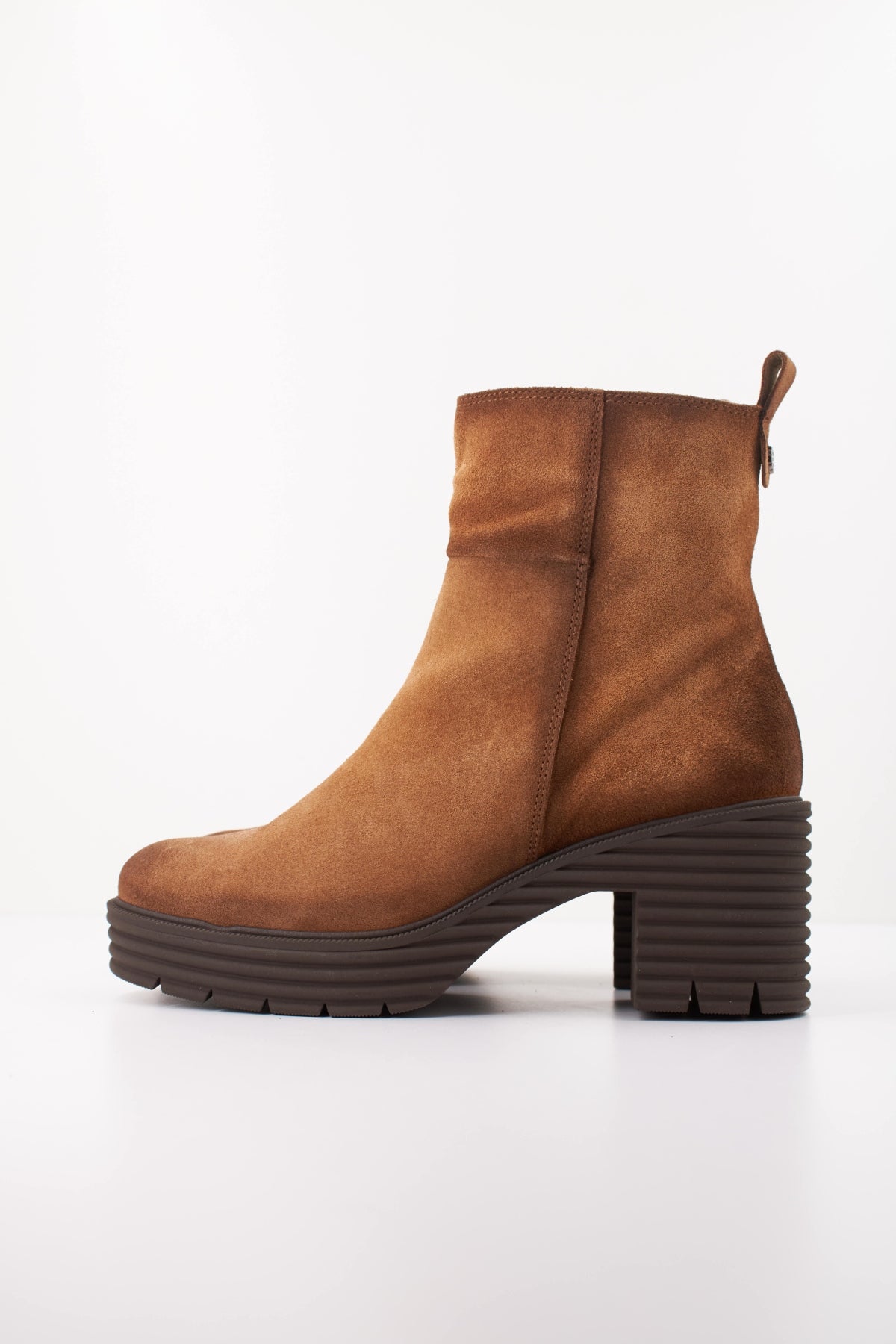 PORRONET PO BOTIN CHOPO  en color MARRON CLARO  (1)