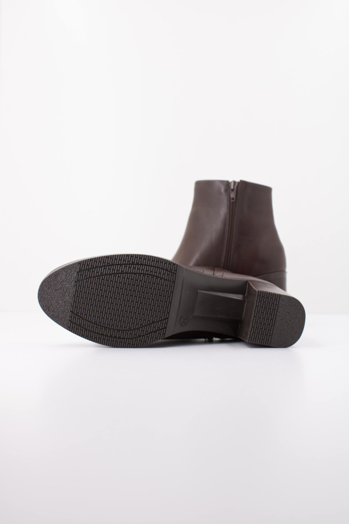 PORRONET PO BOTIN ROBLE  en color MARRON  (5)