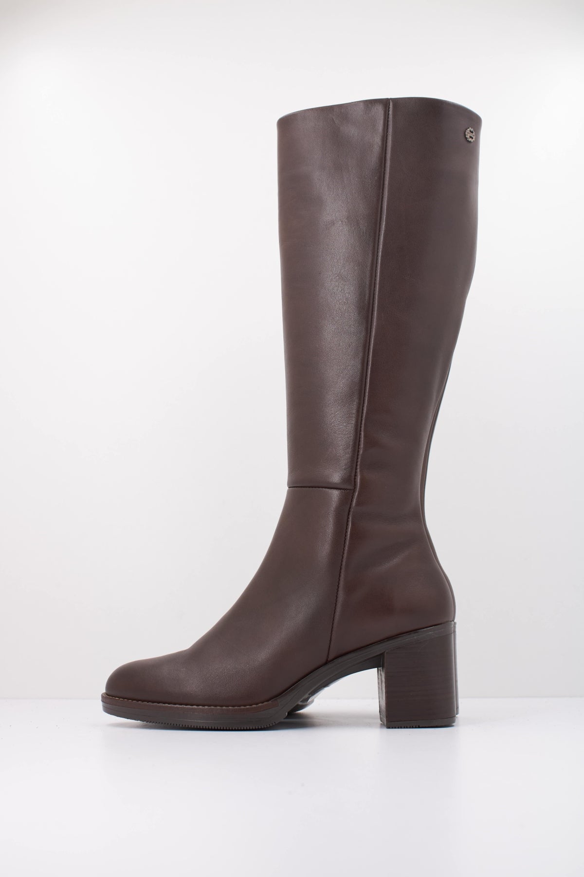 PORRONET PO BOTA ROBLE  en color MARRON  (1)