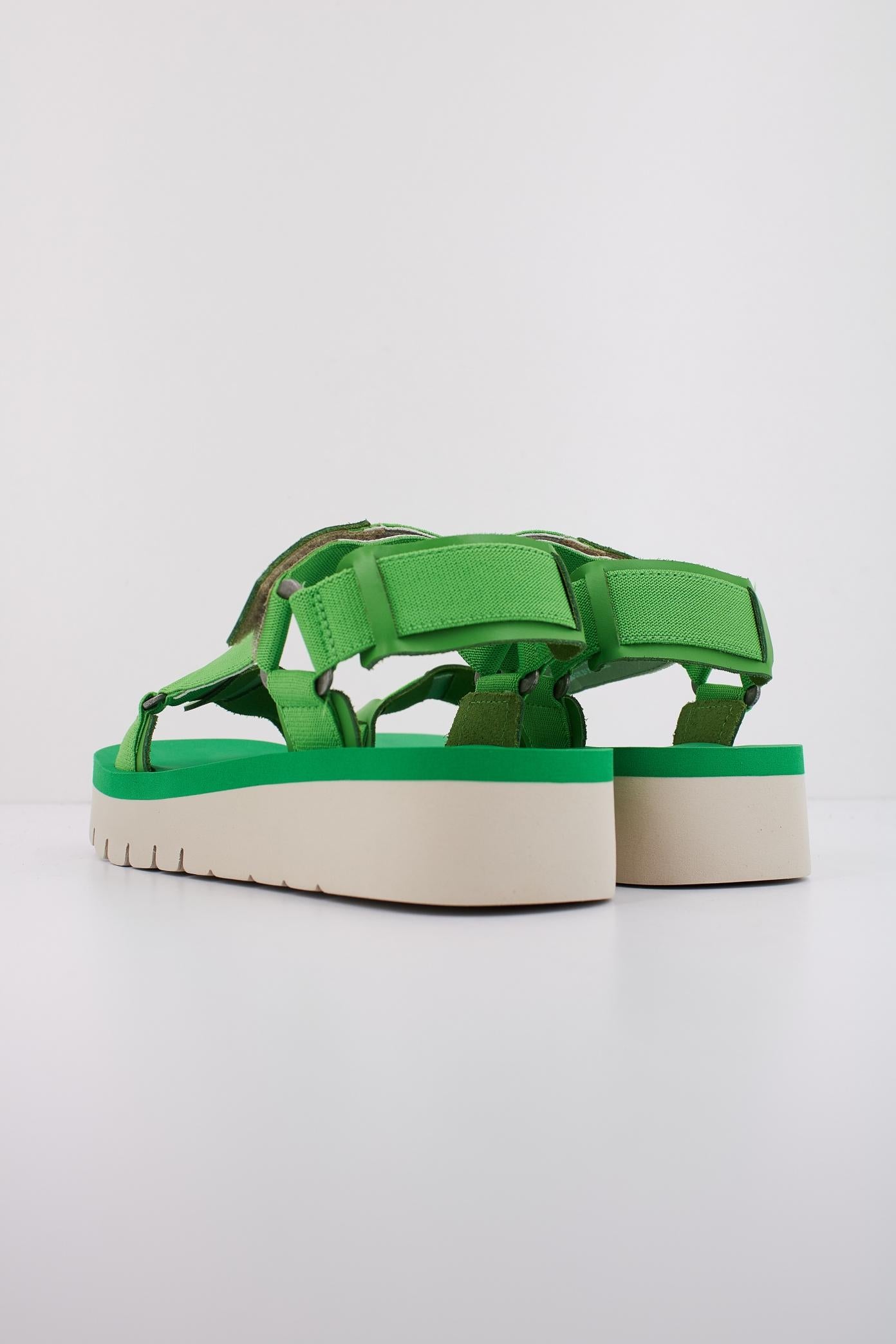 FLY LONDON SUKI en color VERDE  (4)