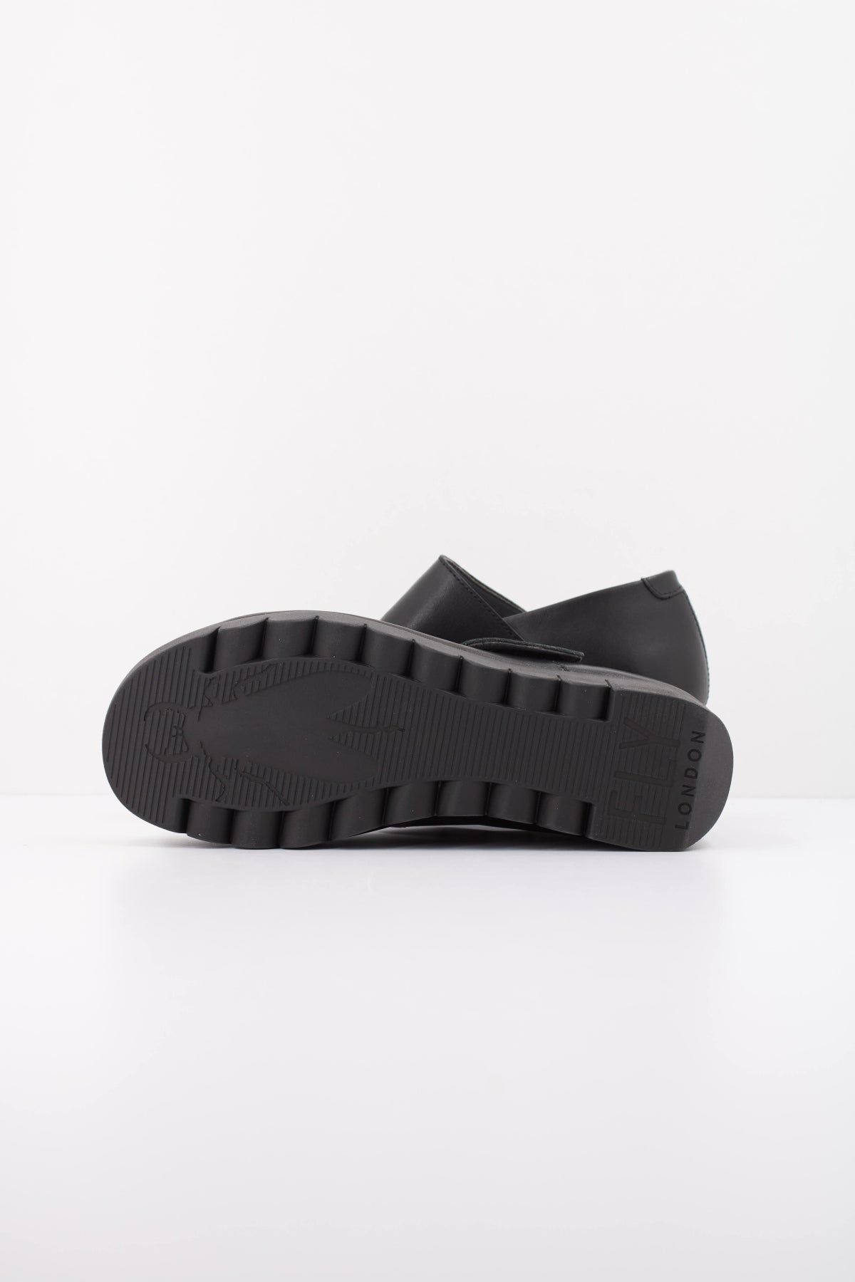 FLY LONDON P ZAPATO VARI en color NEGRO  (5)