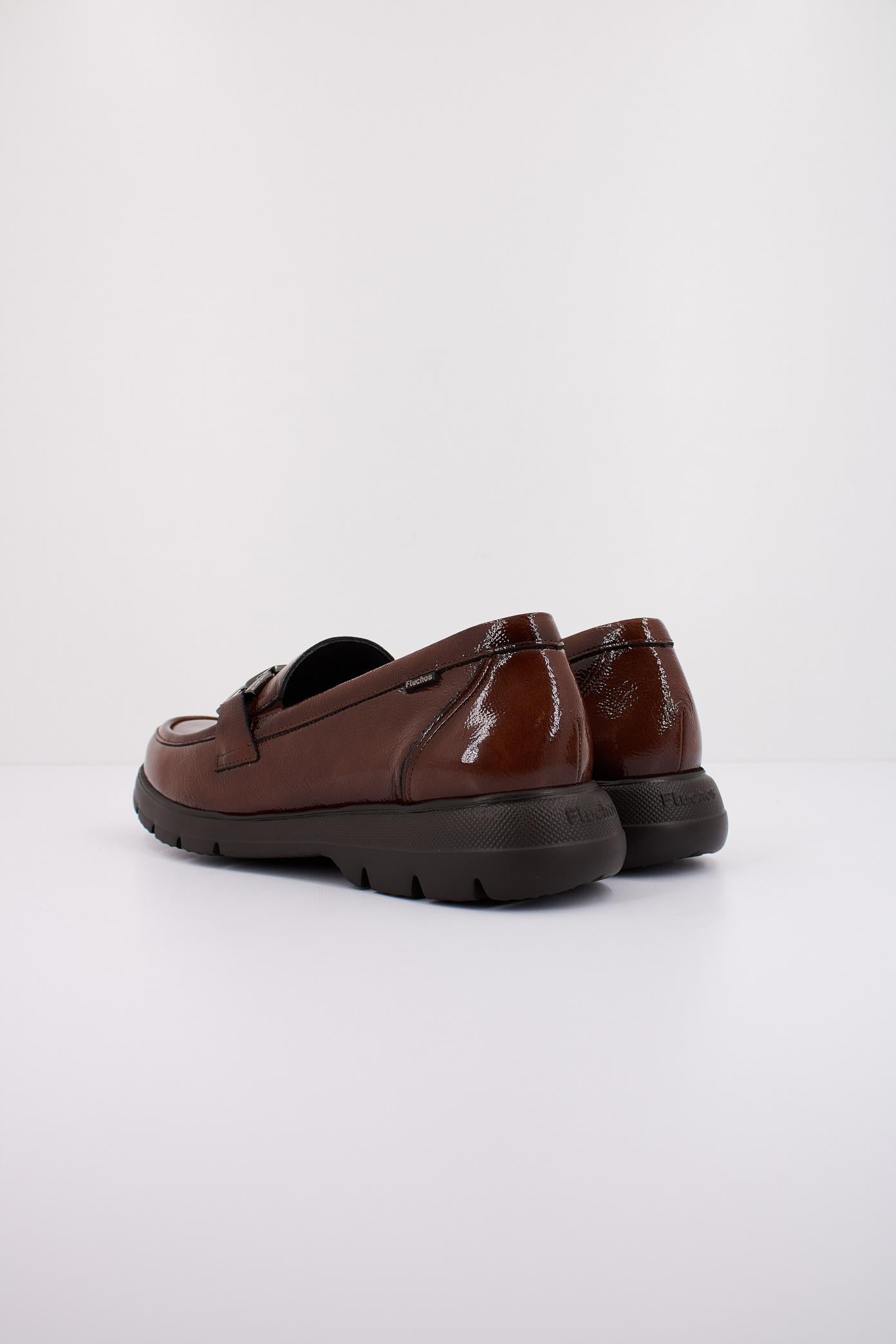 FLUCHOS  NAPLAK en color MARRON  (4)