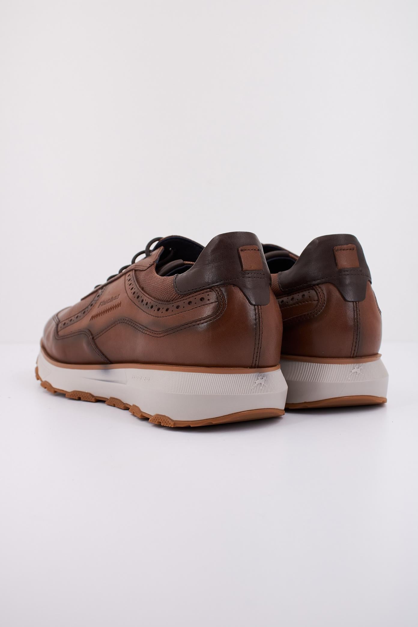 FLUCHOS F en color MARRON  (4)