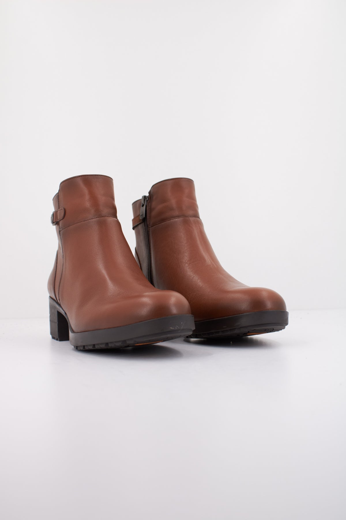 FLUCHOS F en color MARRON  (2)