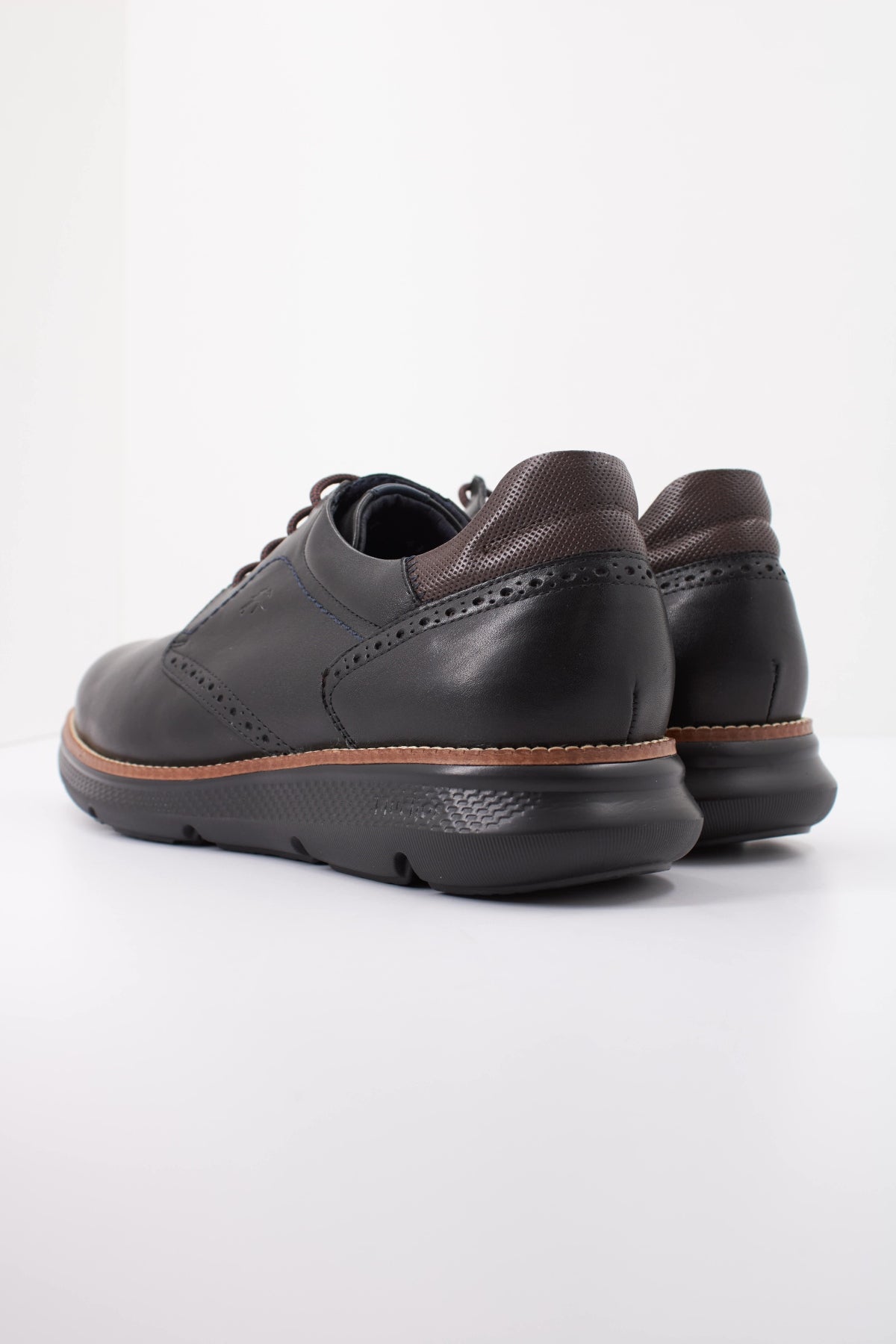 FLUCHOS F HABANA NEGRO en color NEGRO  (4)