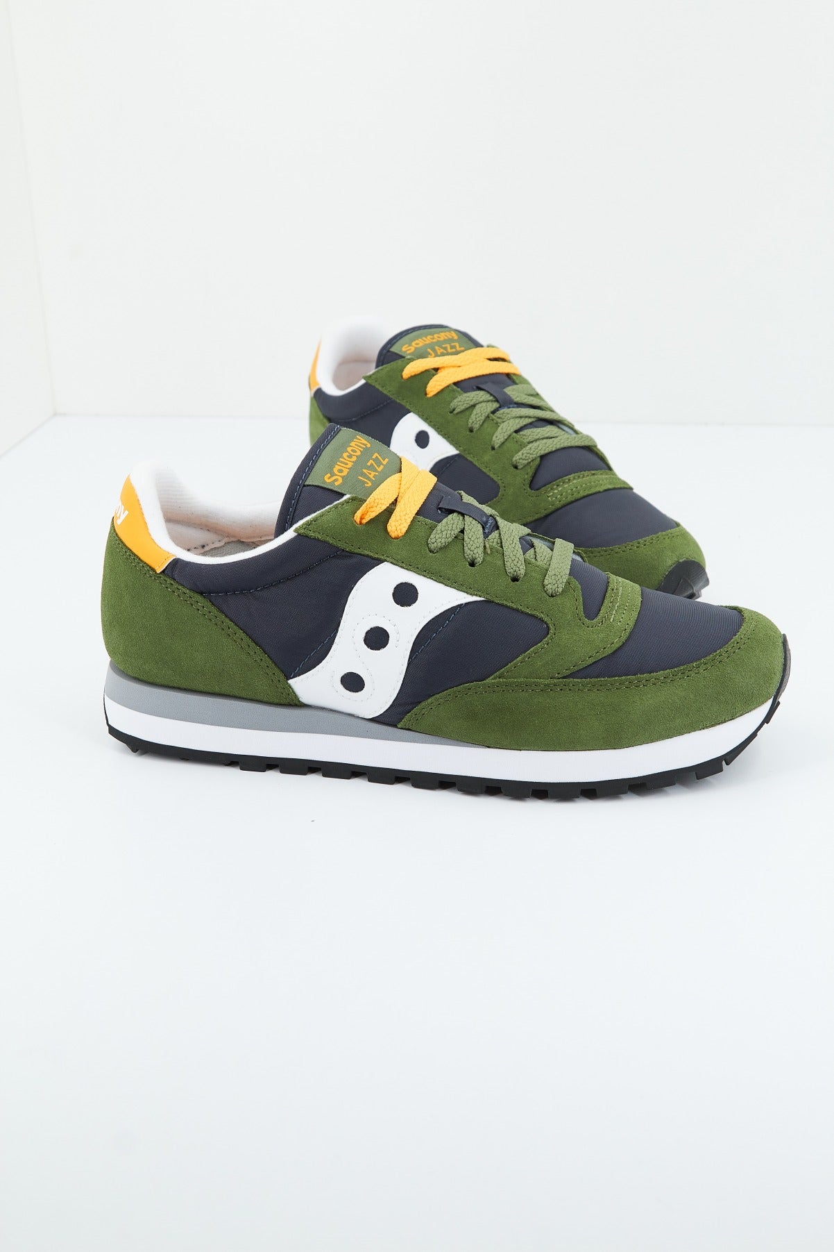 SAUCONY JAZZ ORIGINAL en color VERDE  (2)