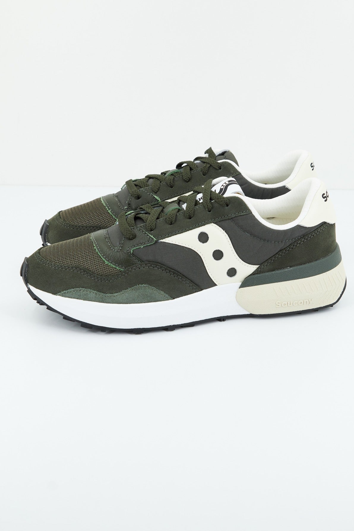 SAUCONY JAZZ NXT en color VERDE  (2)