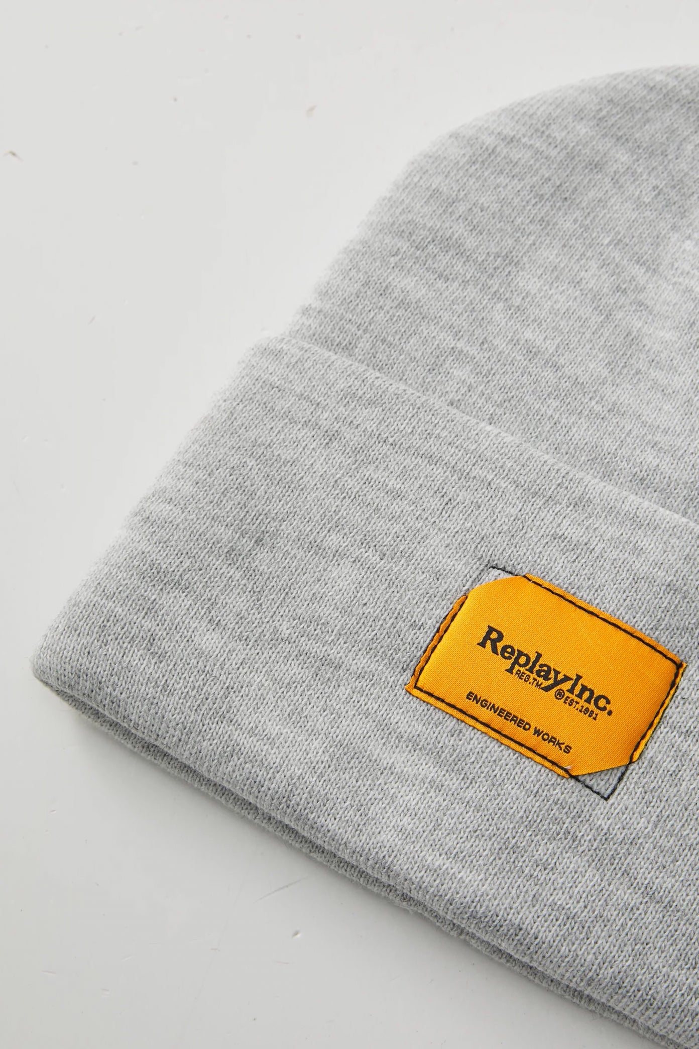 REPLAY BEANIE en color GRIS  (3)