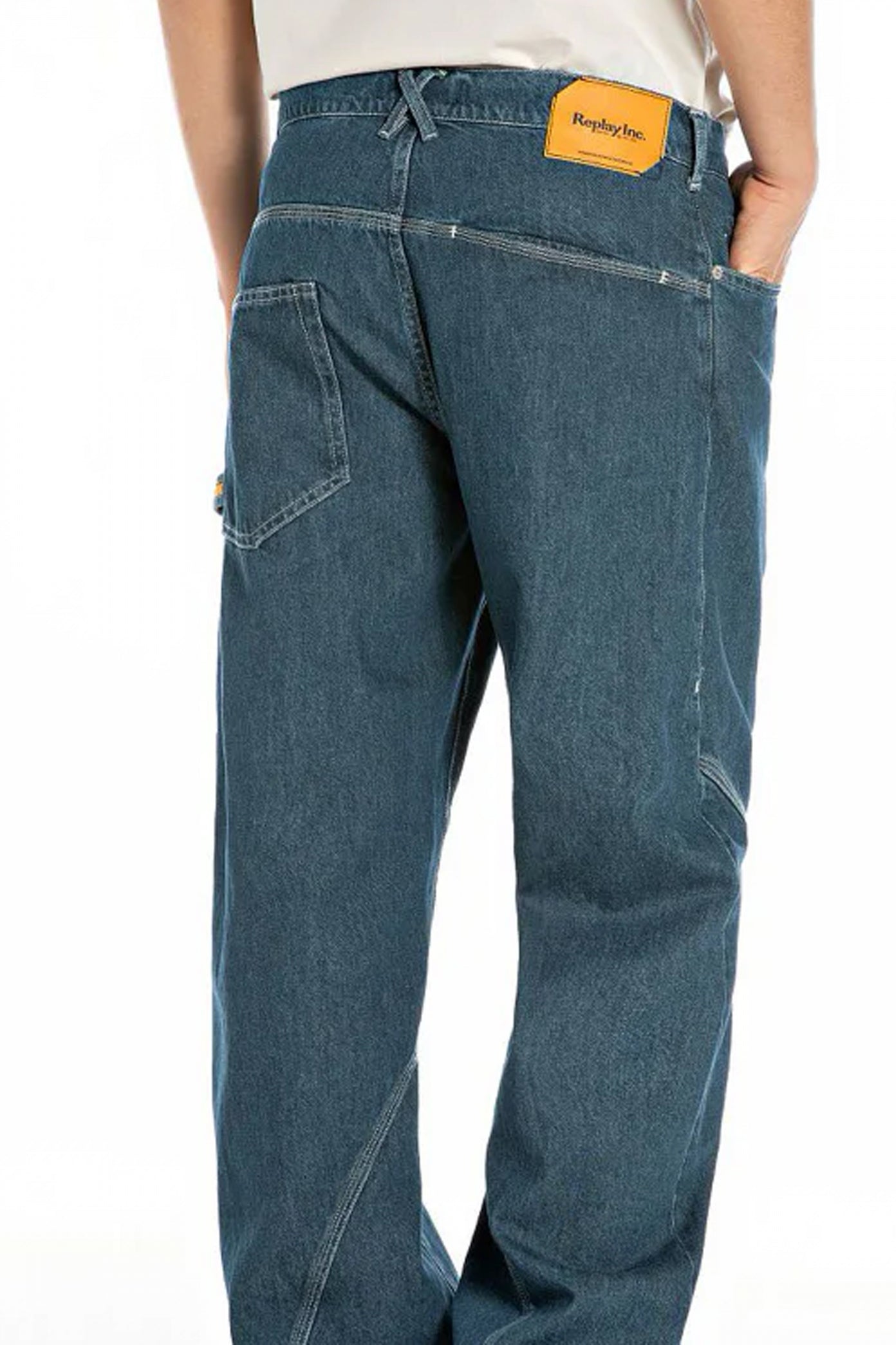 REPLAY RELAXED FIT CARGO DENIM PANTS en color AZUL  (2)