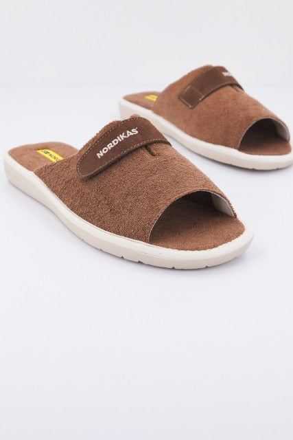 NORDIKAS B  en color MARRON  (2)