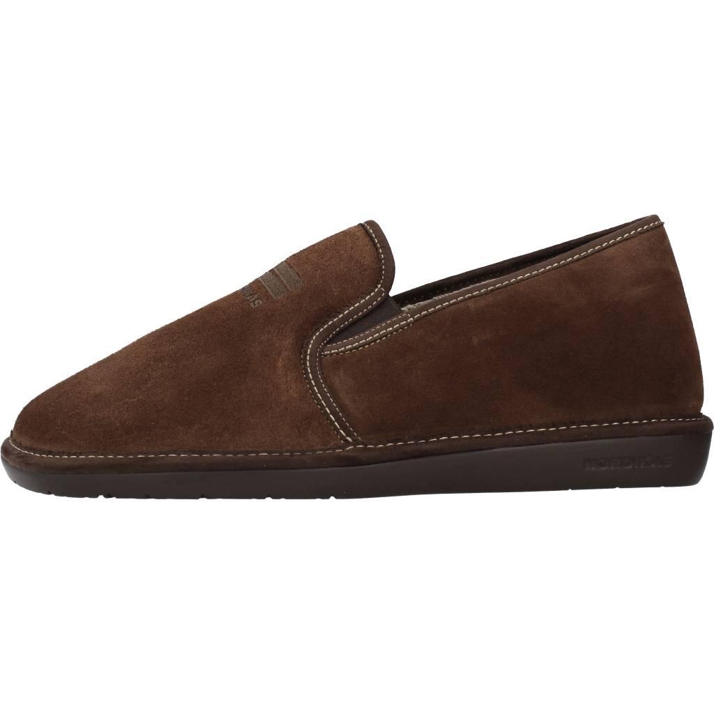 NORDIKAS  AFELPADO ZAPATILLA HOGAR en color MARRON  (2)