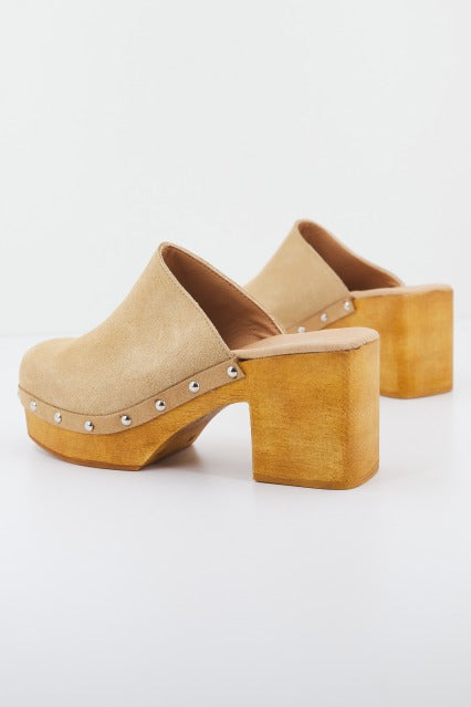 YELLOW ANDREA en color MARRON CLARO  (3)