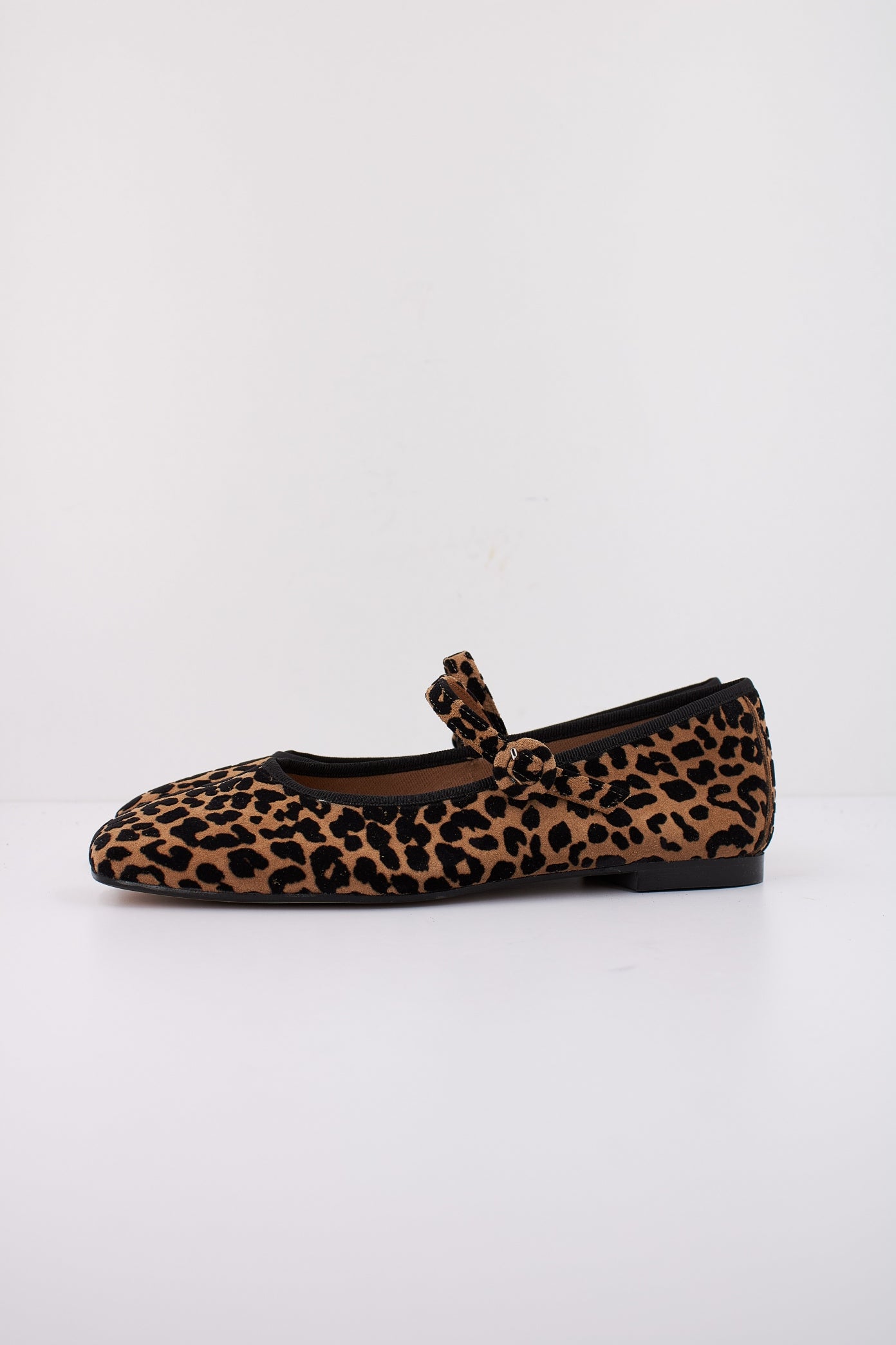 YELLOW CLAU en color ANIMAL PRINT  (1)