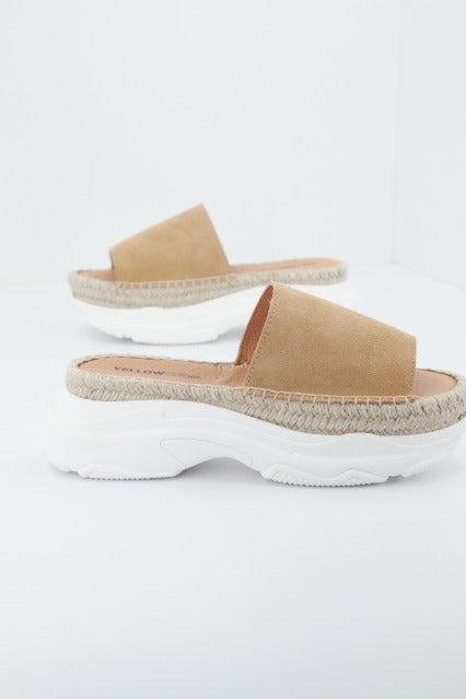 YELLOW BEACH PALE en color MARRON  (3)