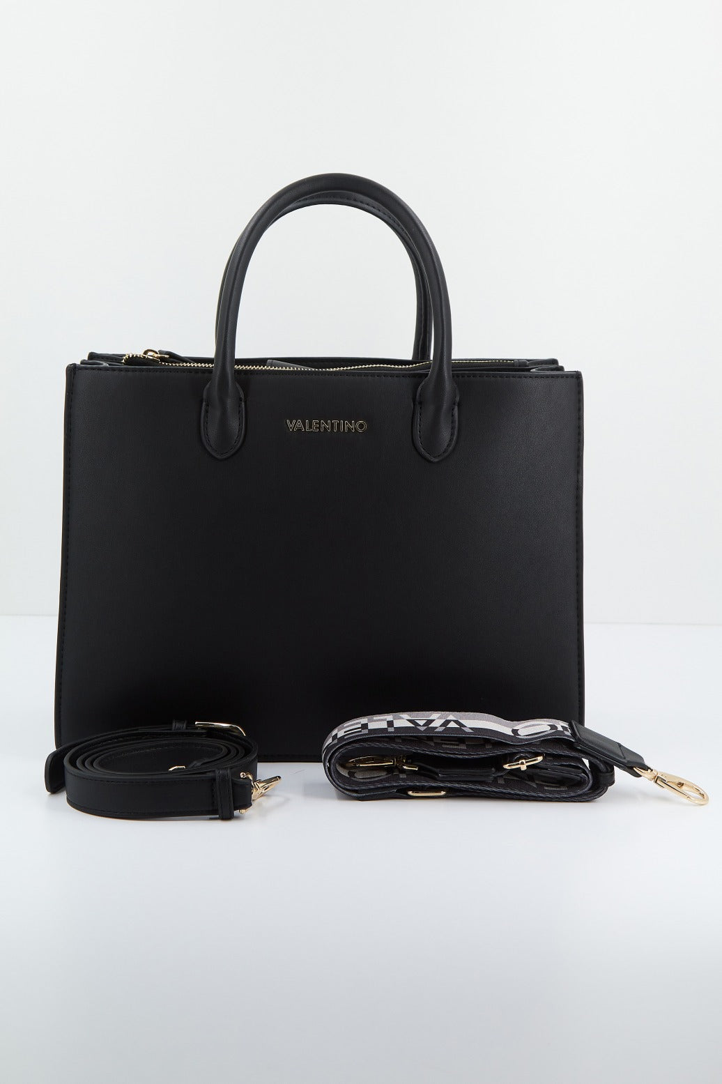 VALENTINO BAGS  BORSE A MANO en color NEGRO  (2)