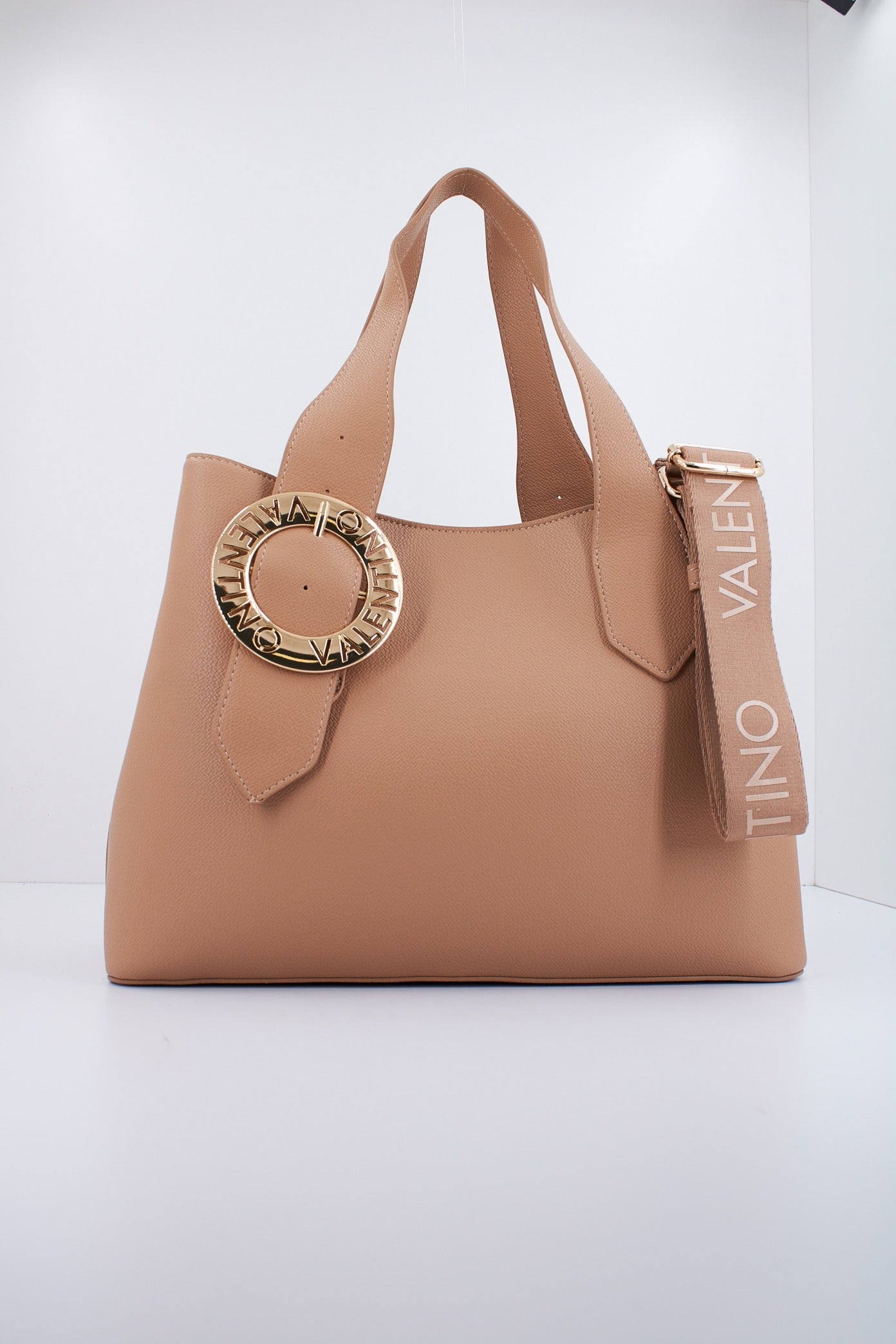 VALENTINO BAGS BOWERY en color MARRON CLARO  (1)