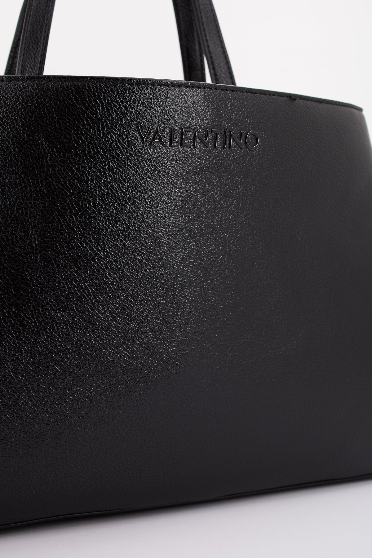 VALENTINO BAGS MANHATTAN RE en color NEGRO  (4)