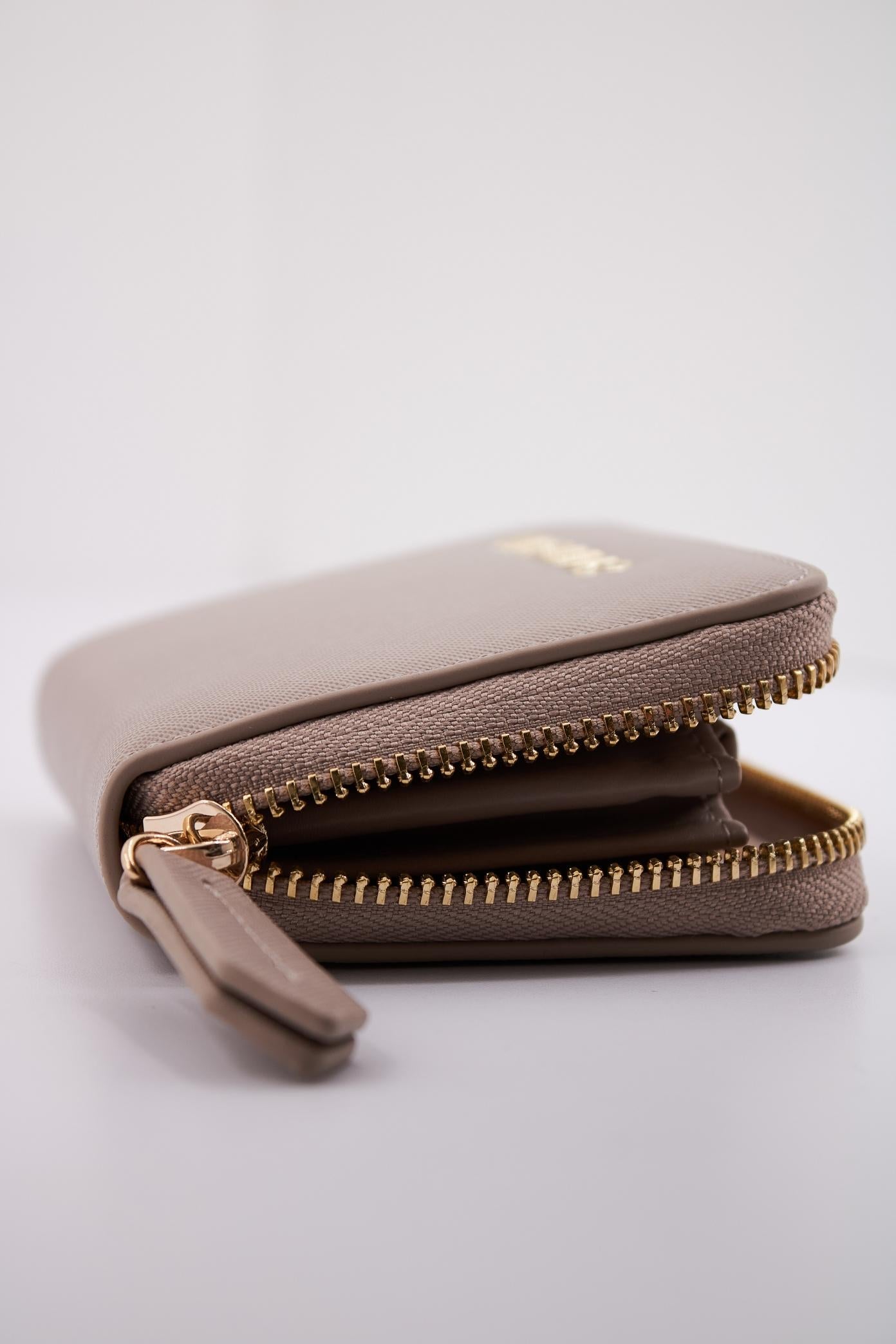 VALENTINO BAGS LADY SYNTHETIC WALLET ZE en color BEIS  (4)