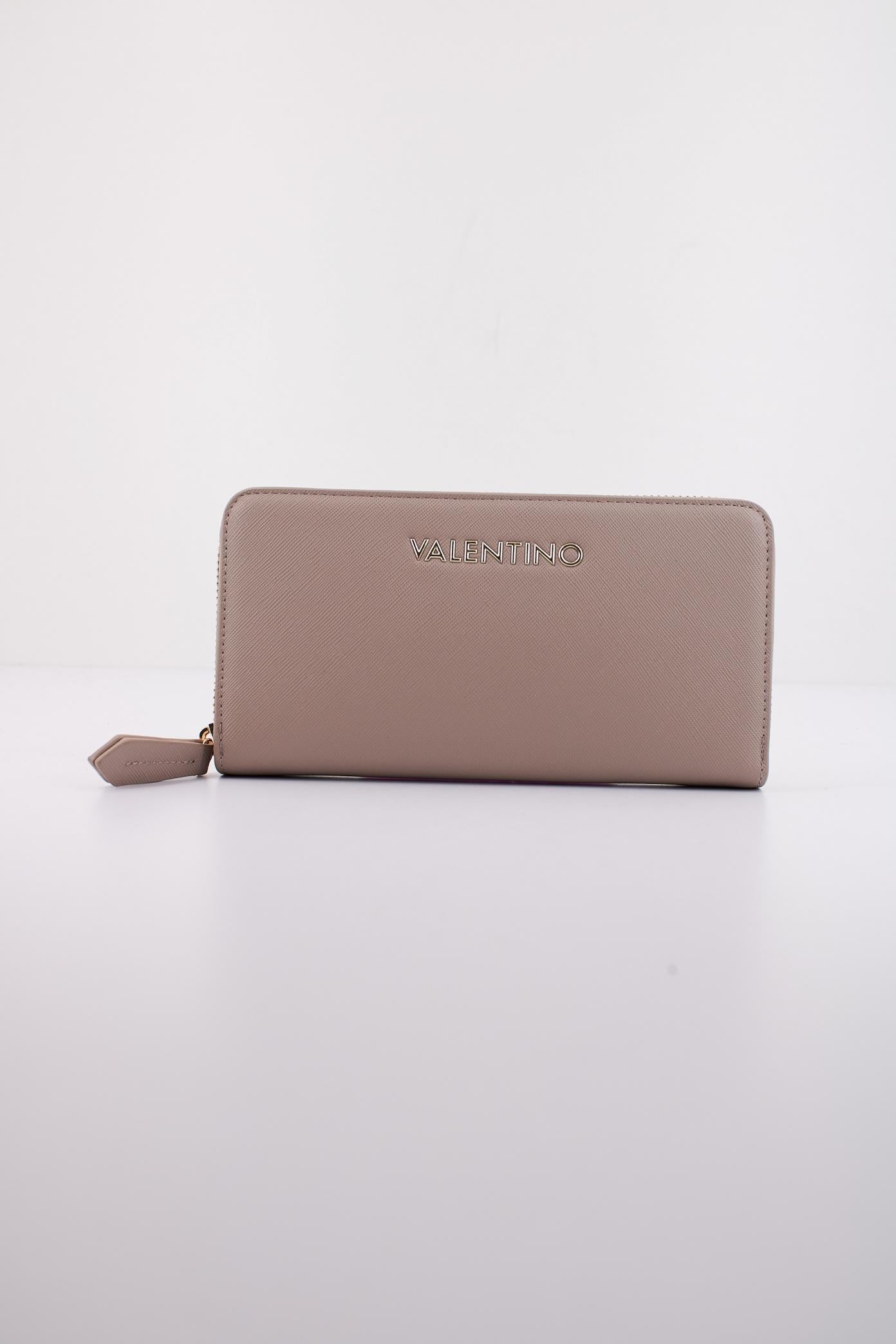 VALENTINO BAGS  LADY SYNTHETIC WALLET - Z en color BEIS  (1)
