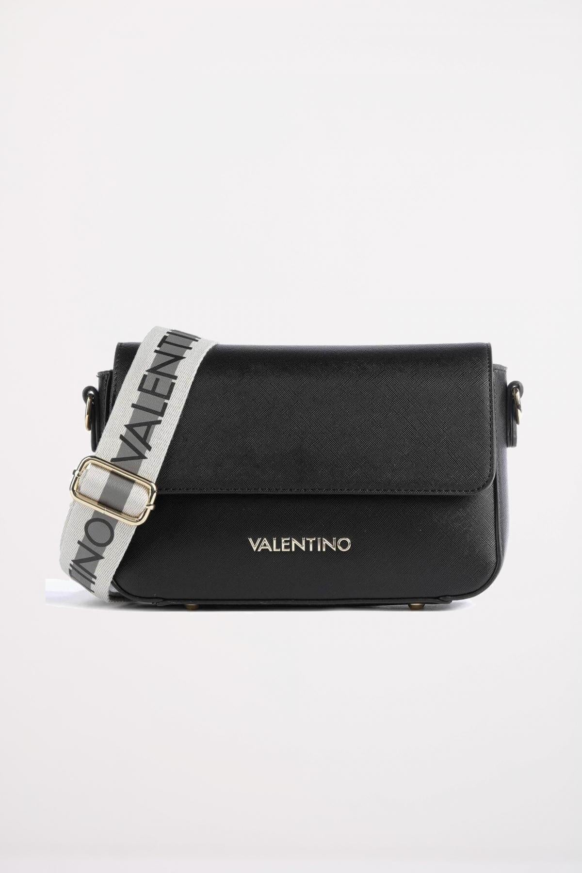 VALENTINO BAGS PATTINA ZERO RE en color NEGRO  (1)