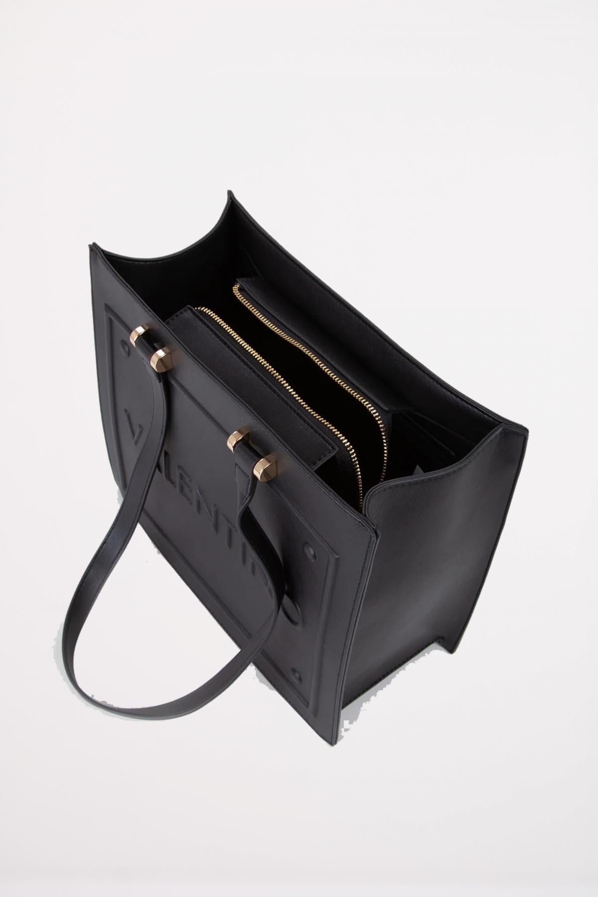 VALENTINO BAGS SINDY RE BAG en color NEGRO  (4)
