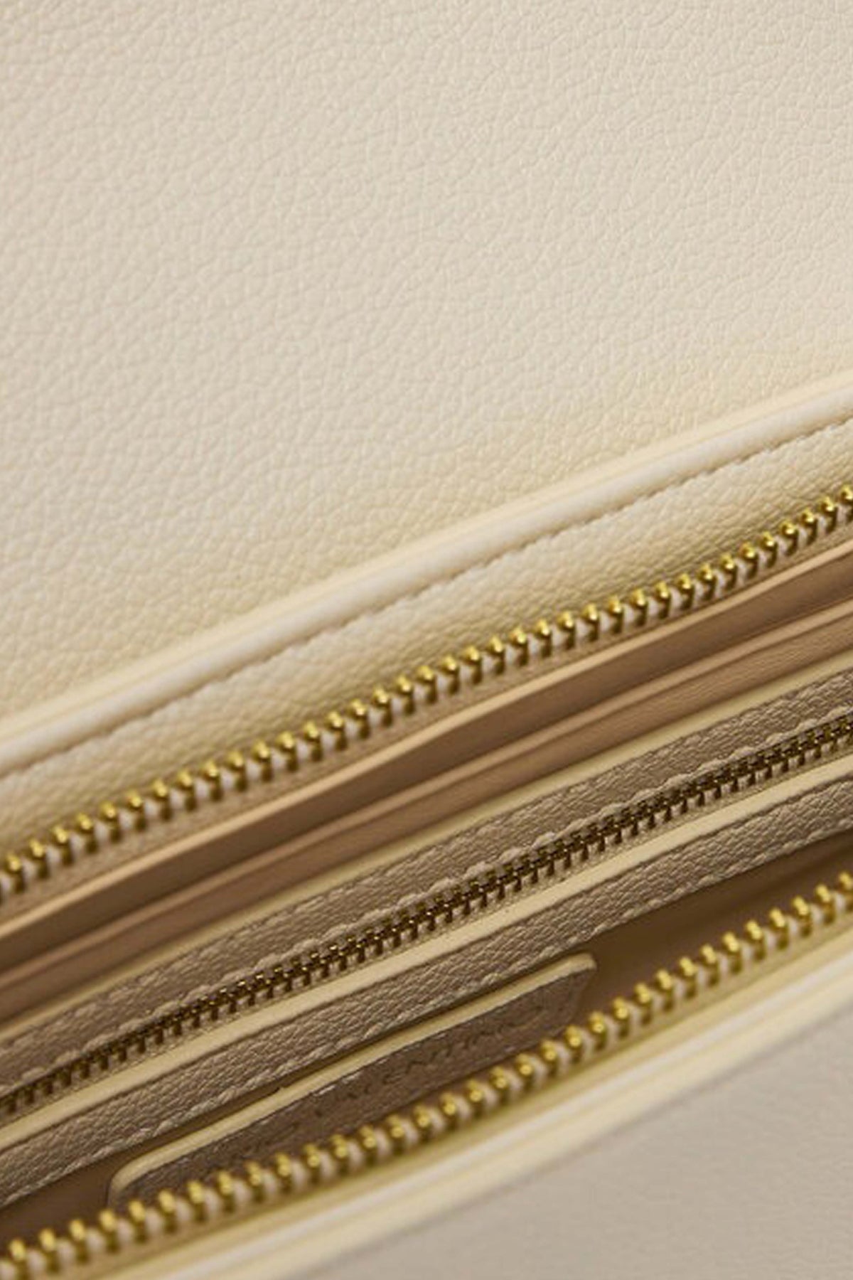 VALENTINO BAGS DORIS RE en color BLANCO  (4)