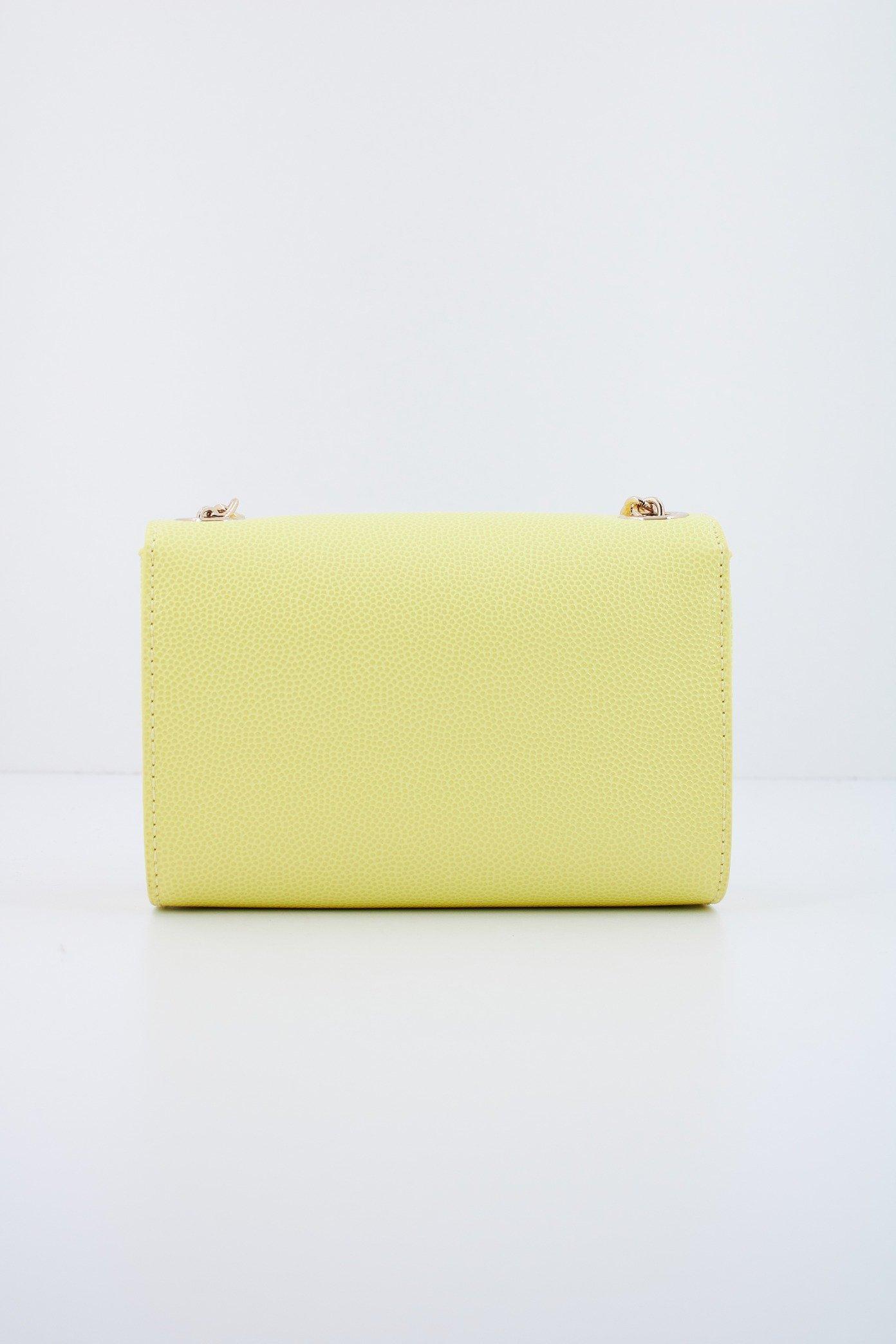 VALENTINO BAGS DIVINA en color AMARILLO  (2)