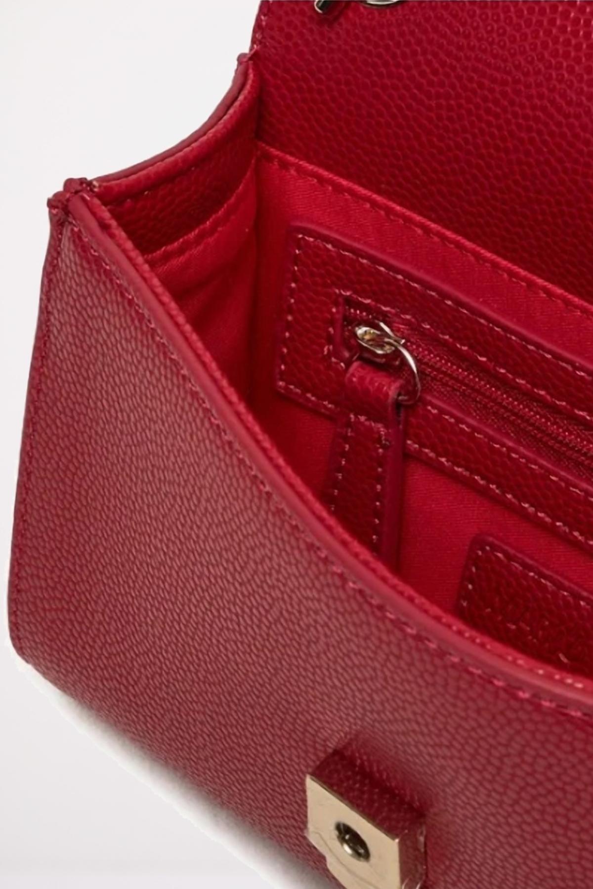 VALENTINO BAGS DIVINA en color ROJO  (4)