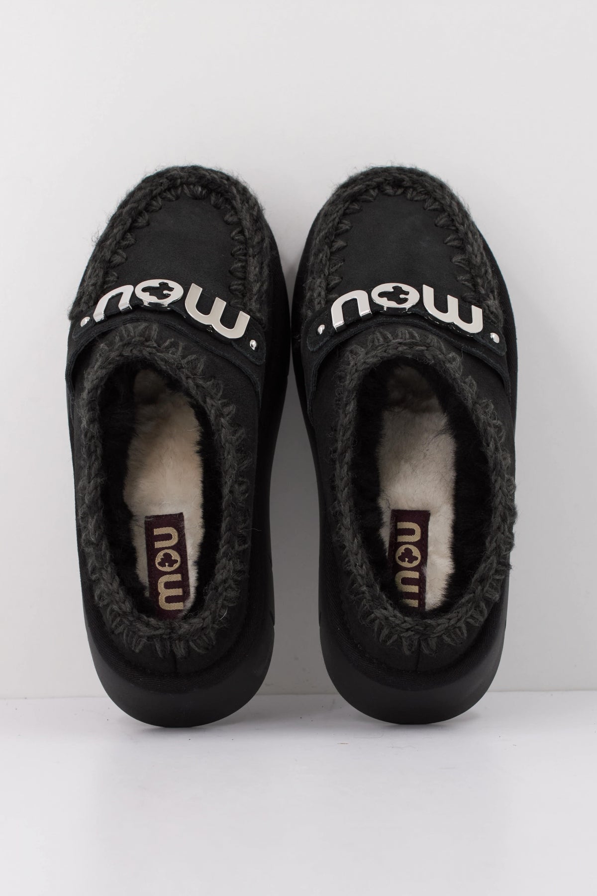 MOU BOUNCE CLOG METAL LOGO en color NEGRO  (3)