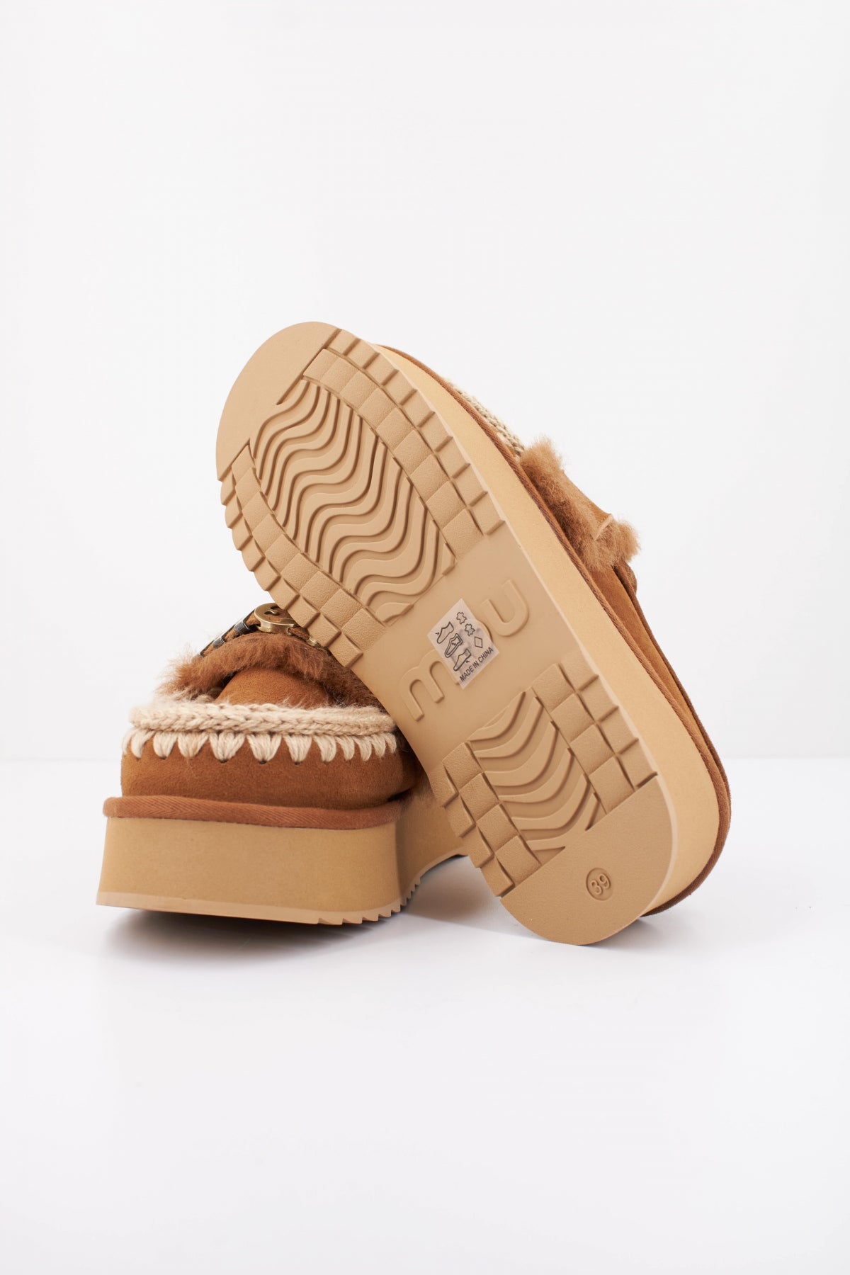MOU CLOG - LETTER LO en color MARRON  (5)