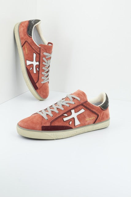PREMIATA STEVEN en color ROJO  (1)