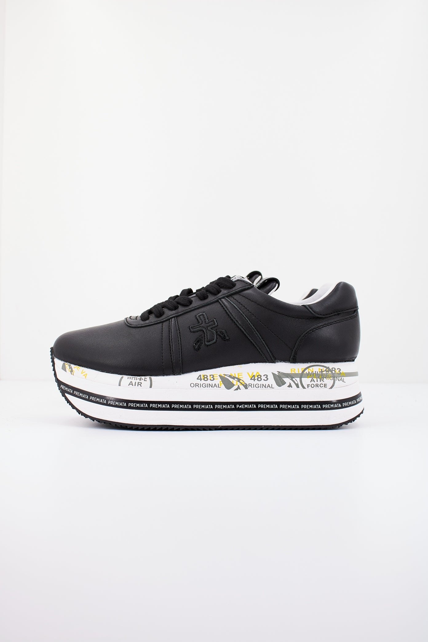 PREMIATA BETH  en color NEGRO  (1)