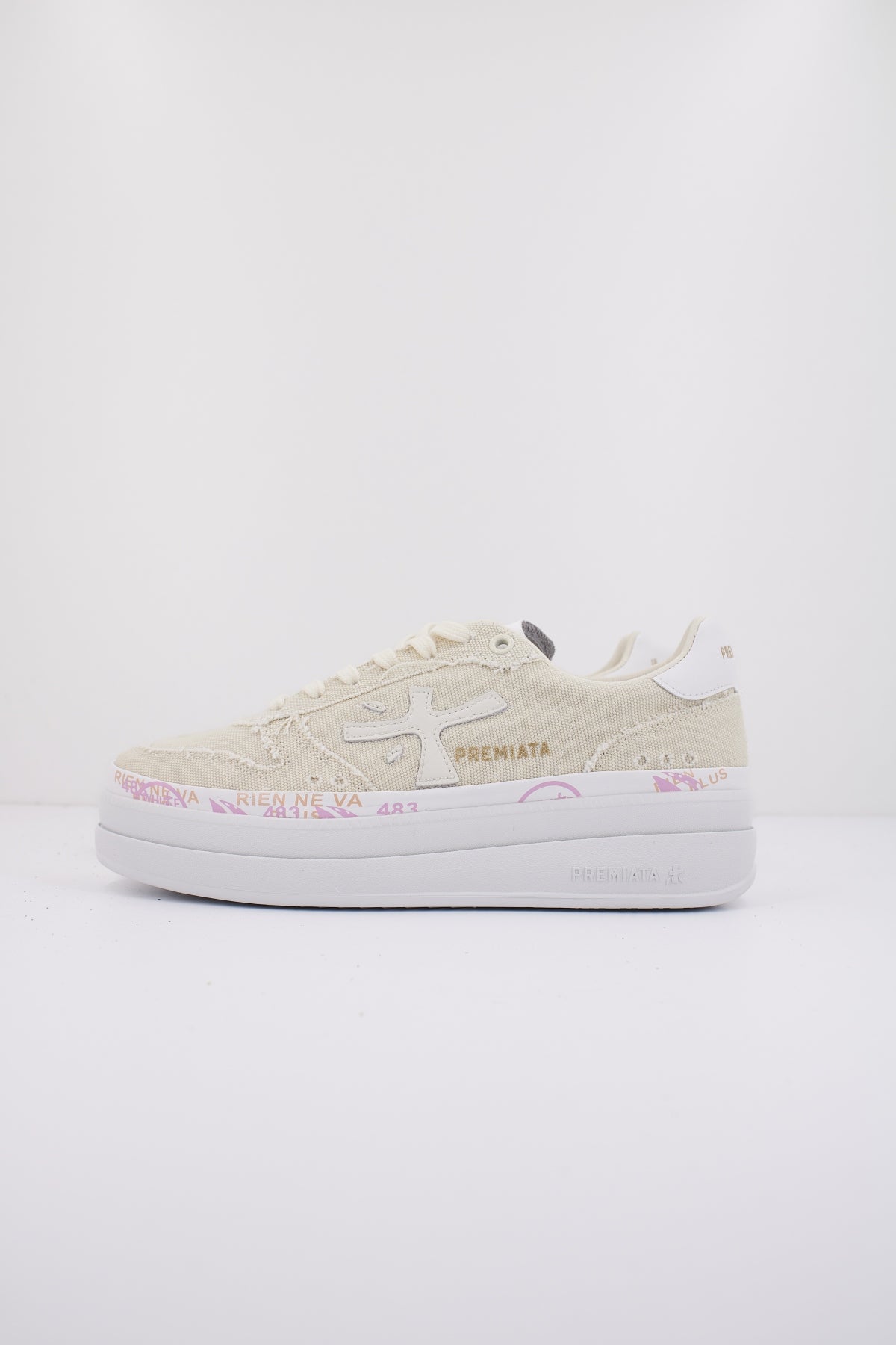PREMIATA MICOL  en color BEIS  (1)