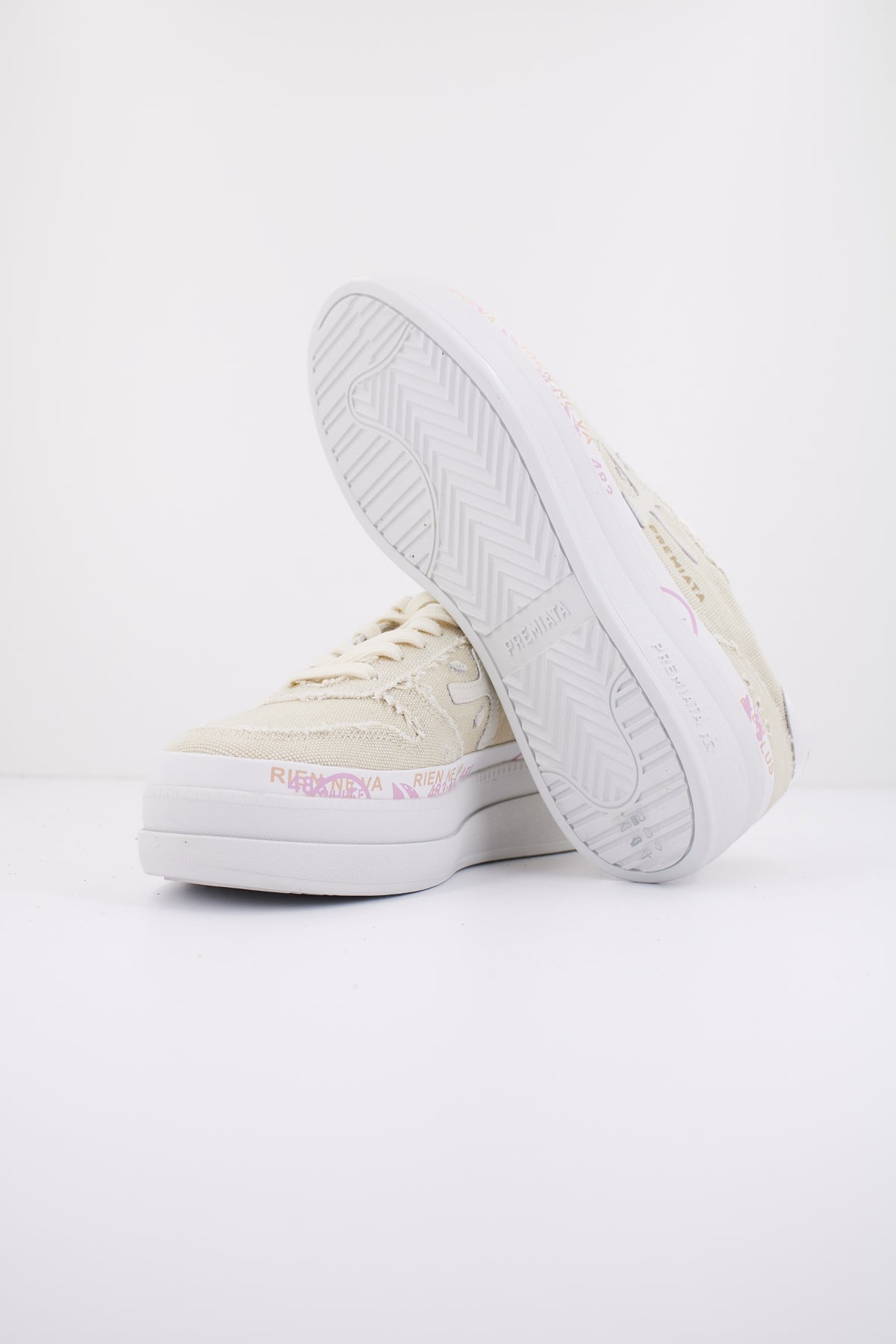 PREMIATA MICOL  en color BEIS  (4)