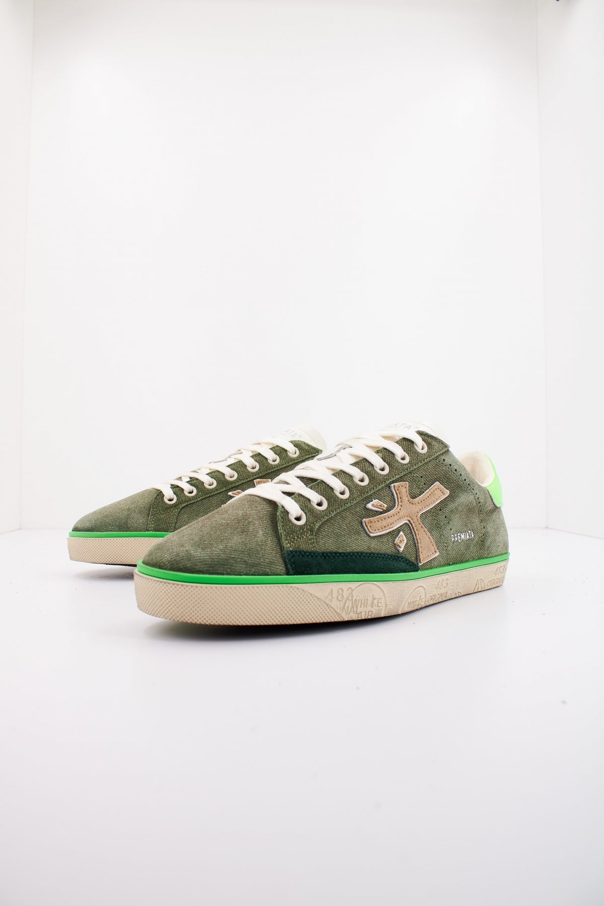 PREMIATA STEVEN en color VERDE  (2)