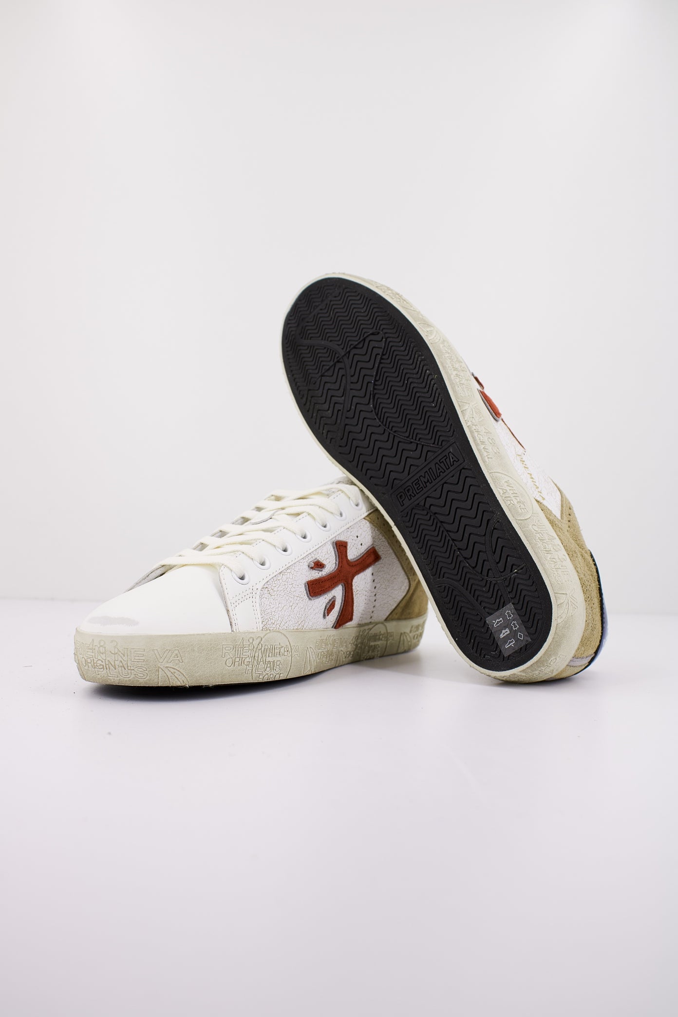 PREMIATA STEVEN  en color BLANCO  (4)