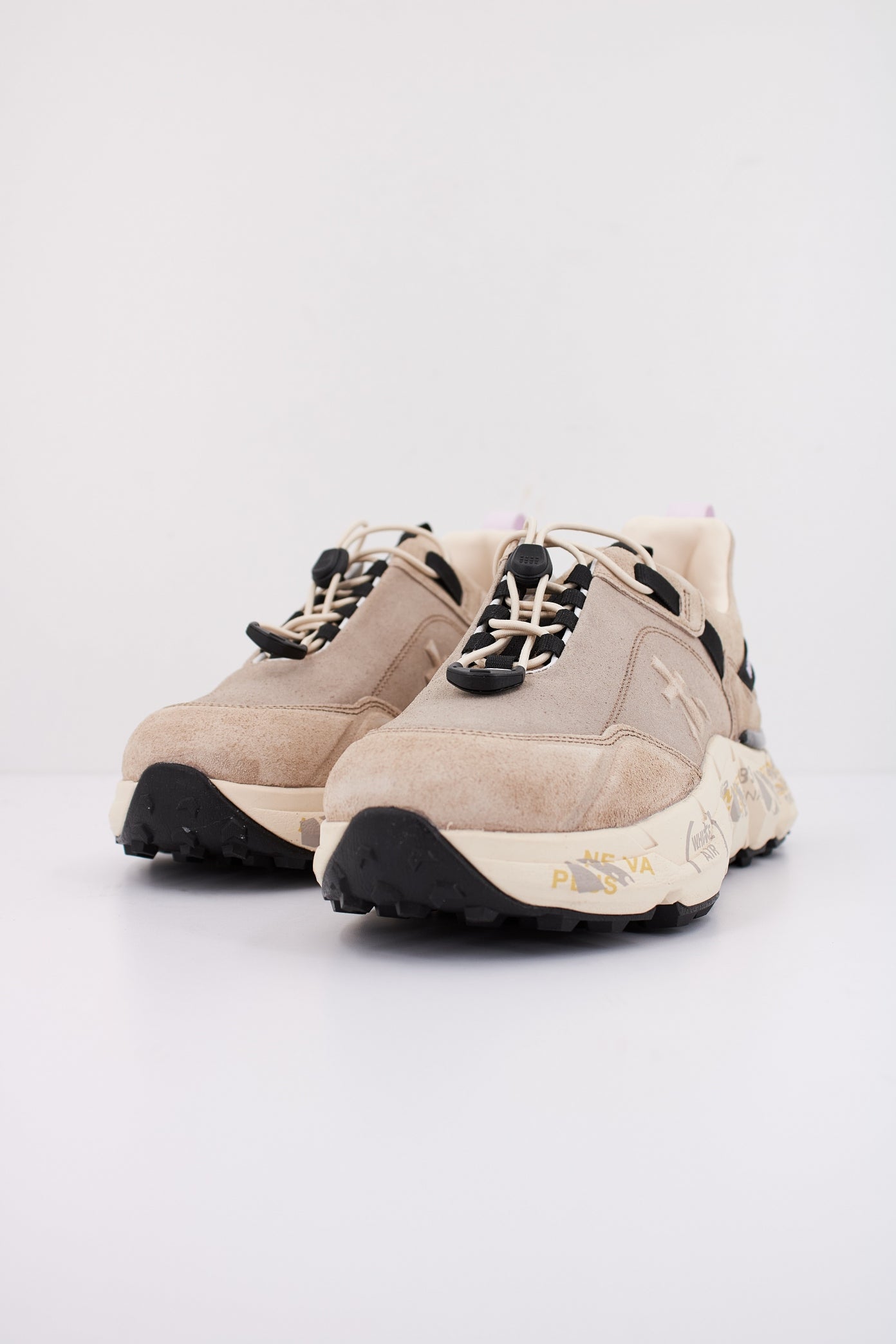 PREMIATA CROSSD  en color MARRON  (2)
