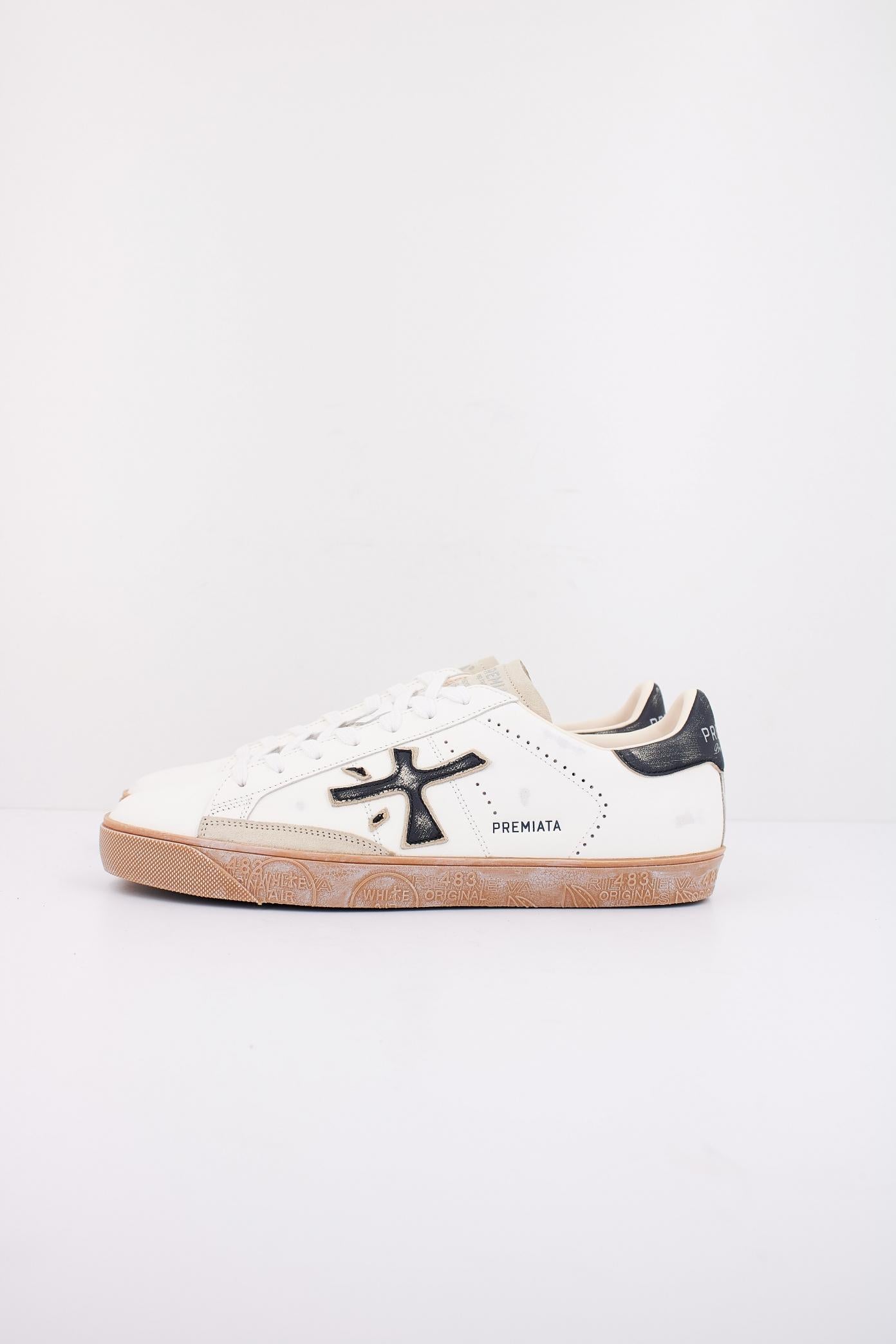 PREMIATA STEVEN en color BEIS  (1)