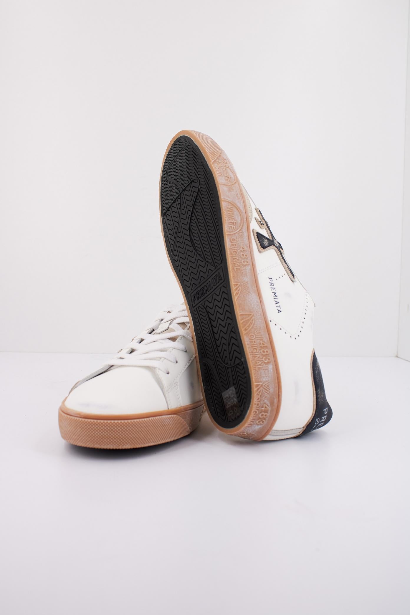 PREMIATA STEVEN en color BEIS  (5)