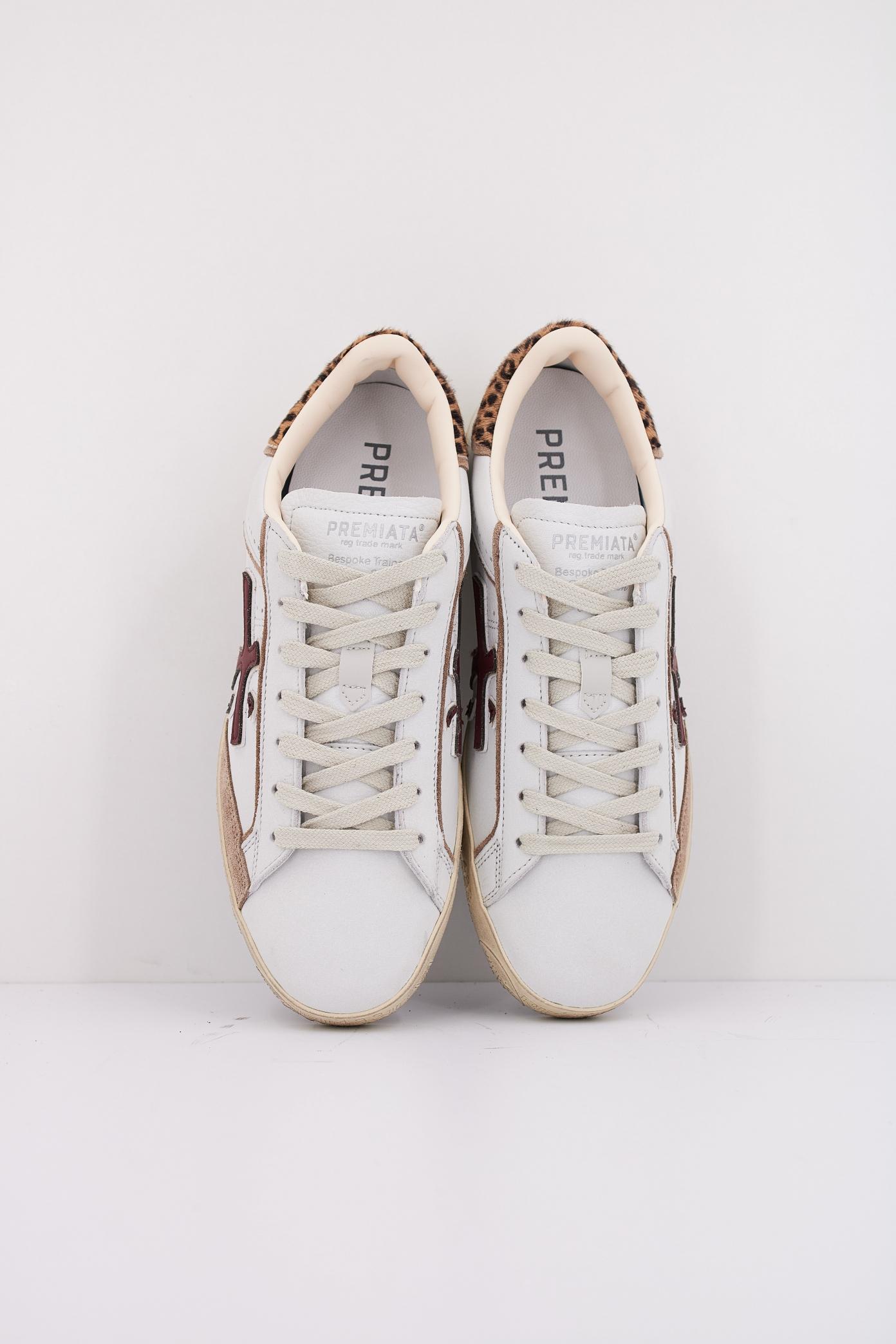 PREMIATA STEVEND  en color BLANCO  (3)